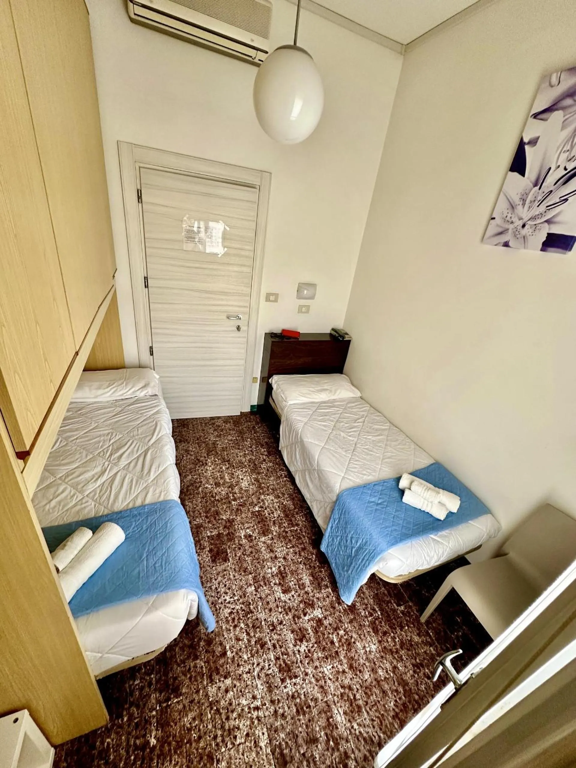 Bed in Hotel Napoleon