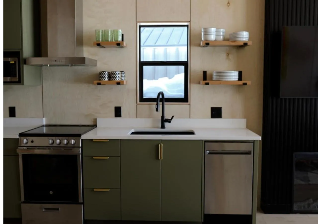 kitchen in Yellowstone Peaks Hotel