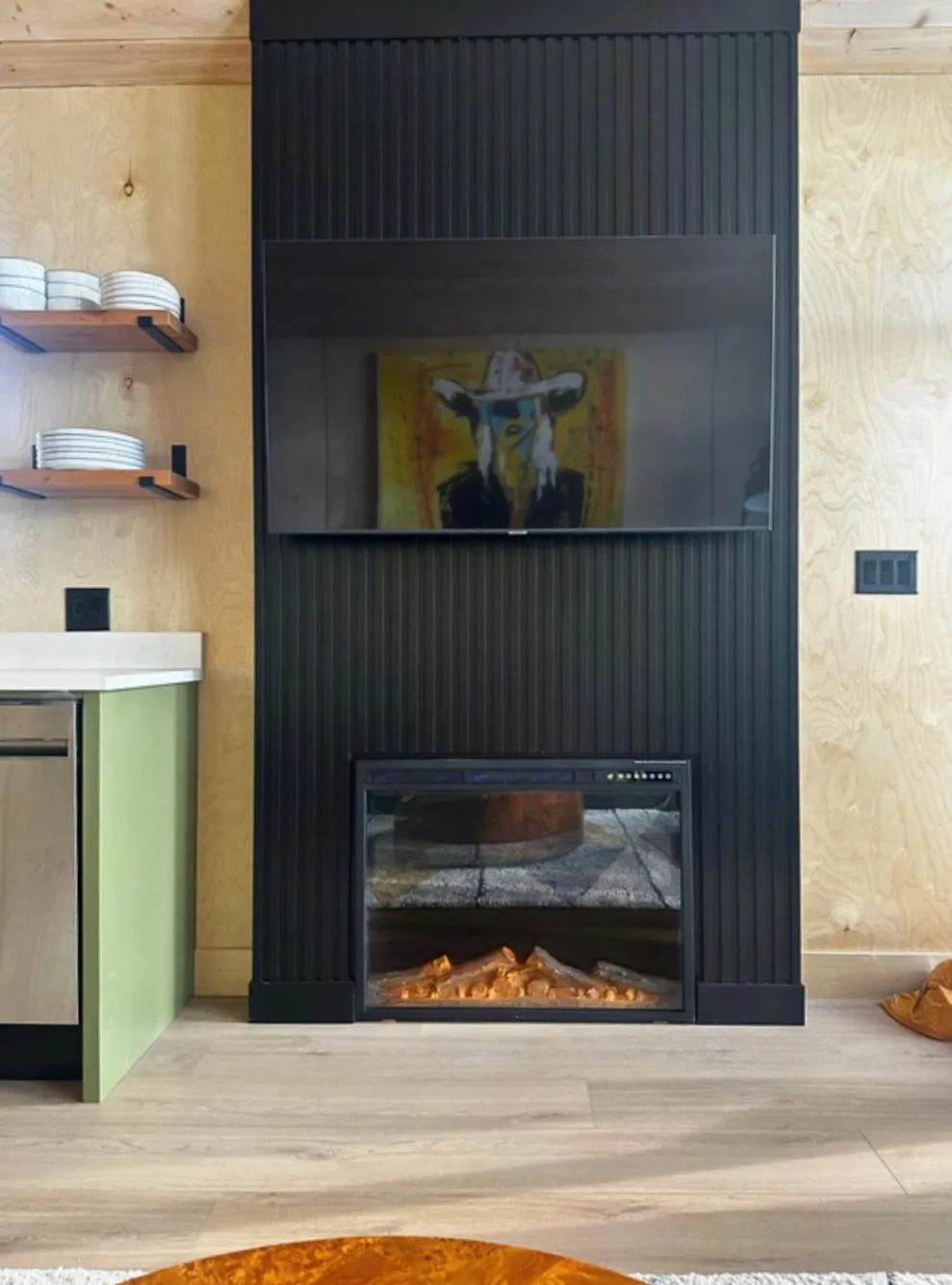 flat iron in Yellowstone Peaks Hotel