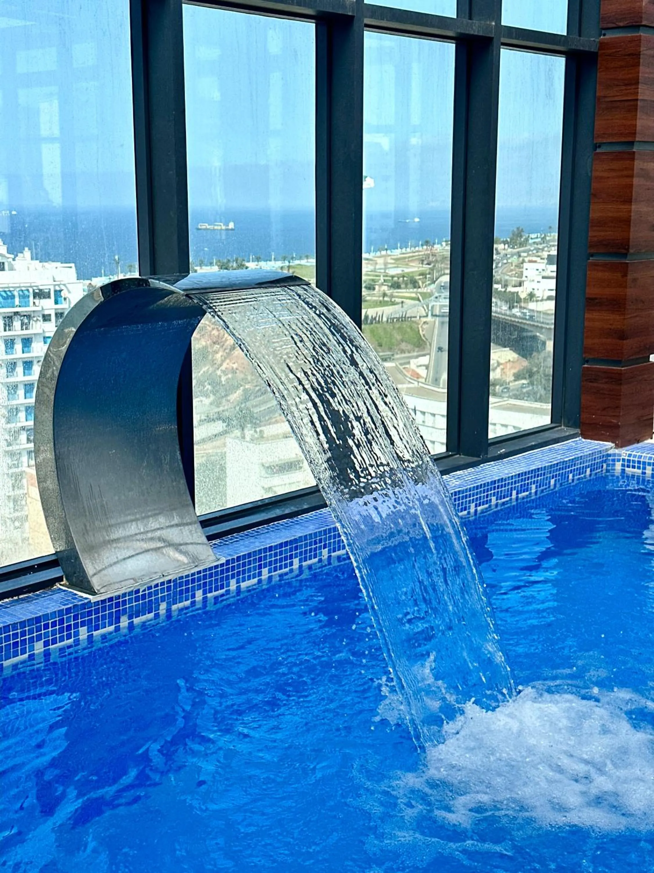 Pool view in 2H Hotel