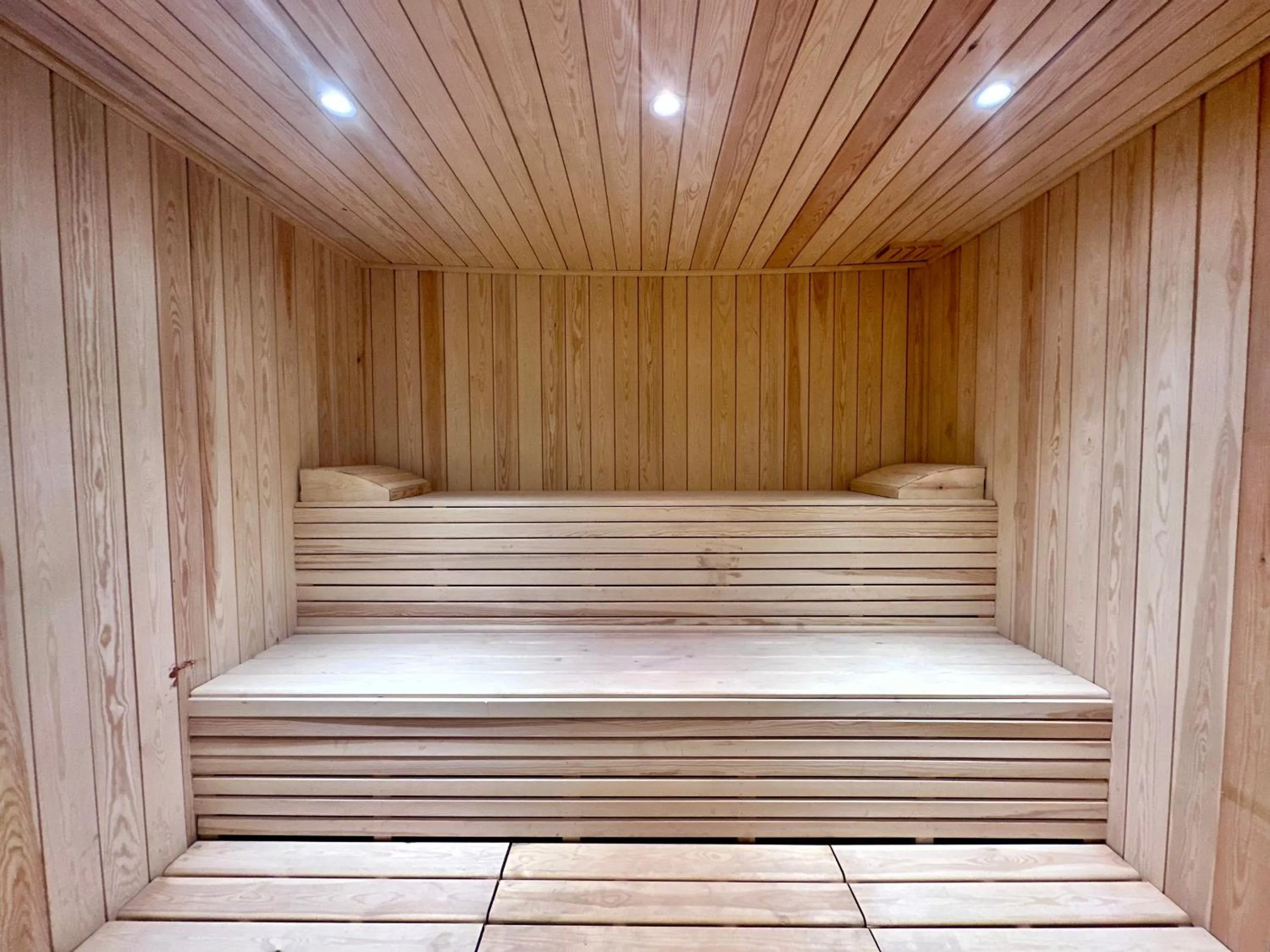 Spa and wellness centre/facilities in 2H Hotel