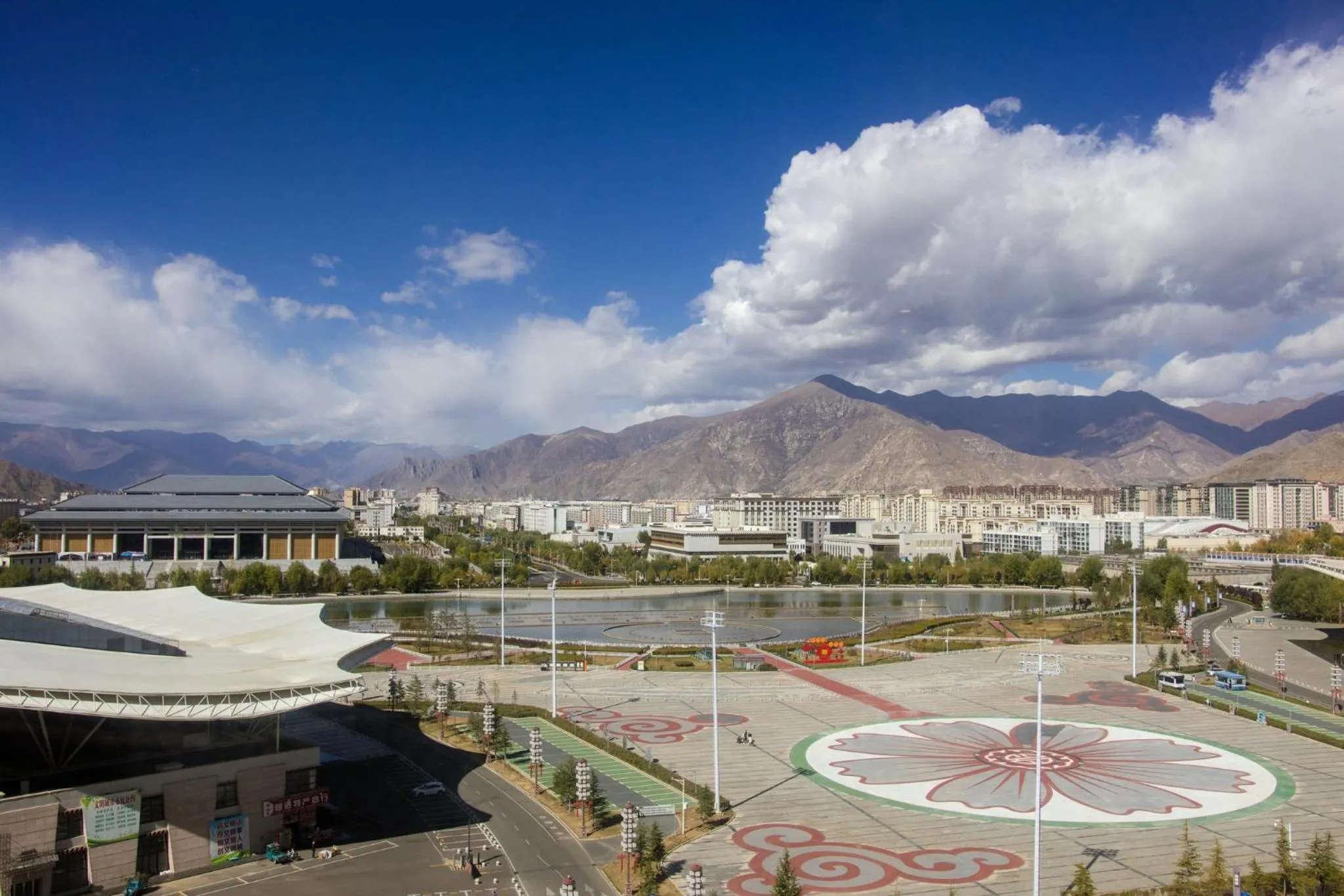 Photo of the whole room in InterContinental Lhasa Paradise by IHG