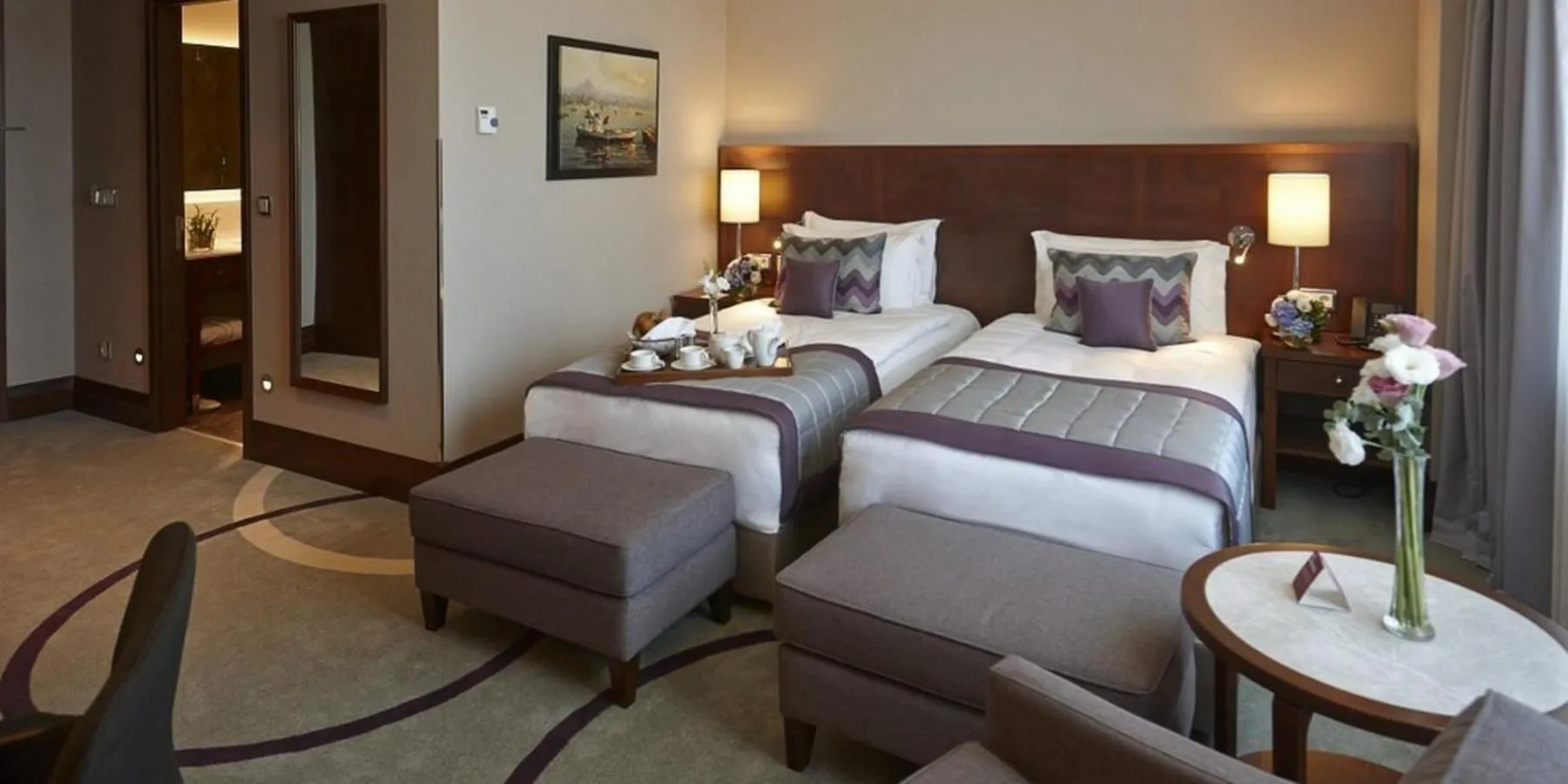 Photo of the whole room, Bed in Crowne Plaza Istanbul Oryapark by IHG