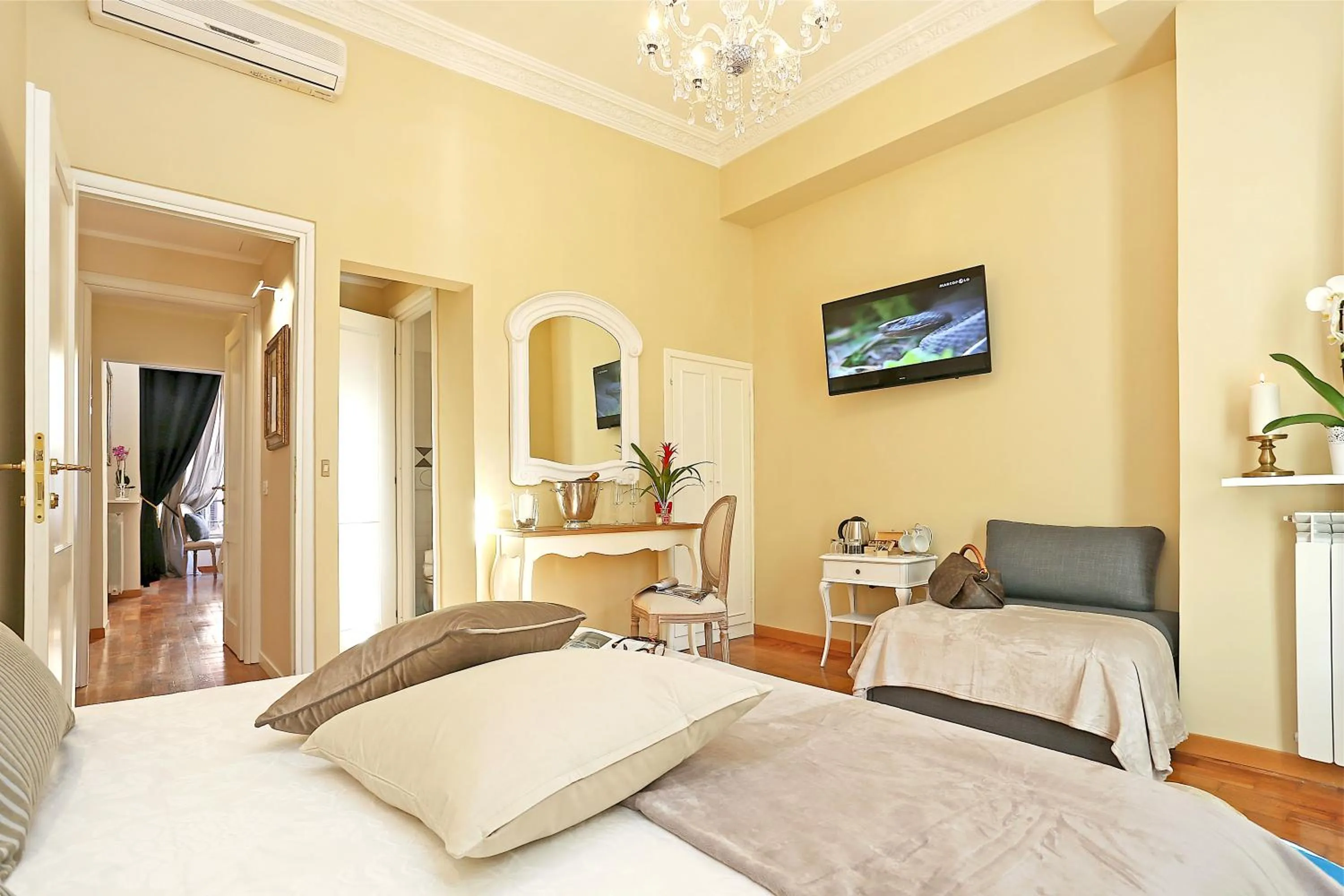 Bed in Liberty Rome Suites - Liberty Collection