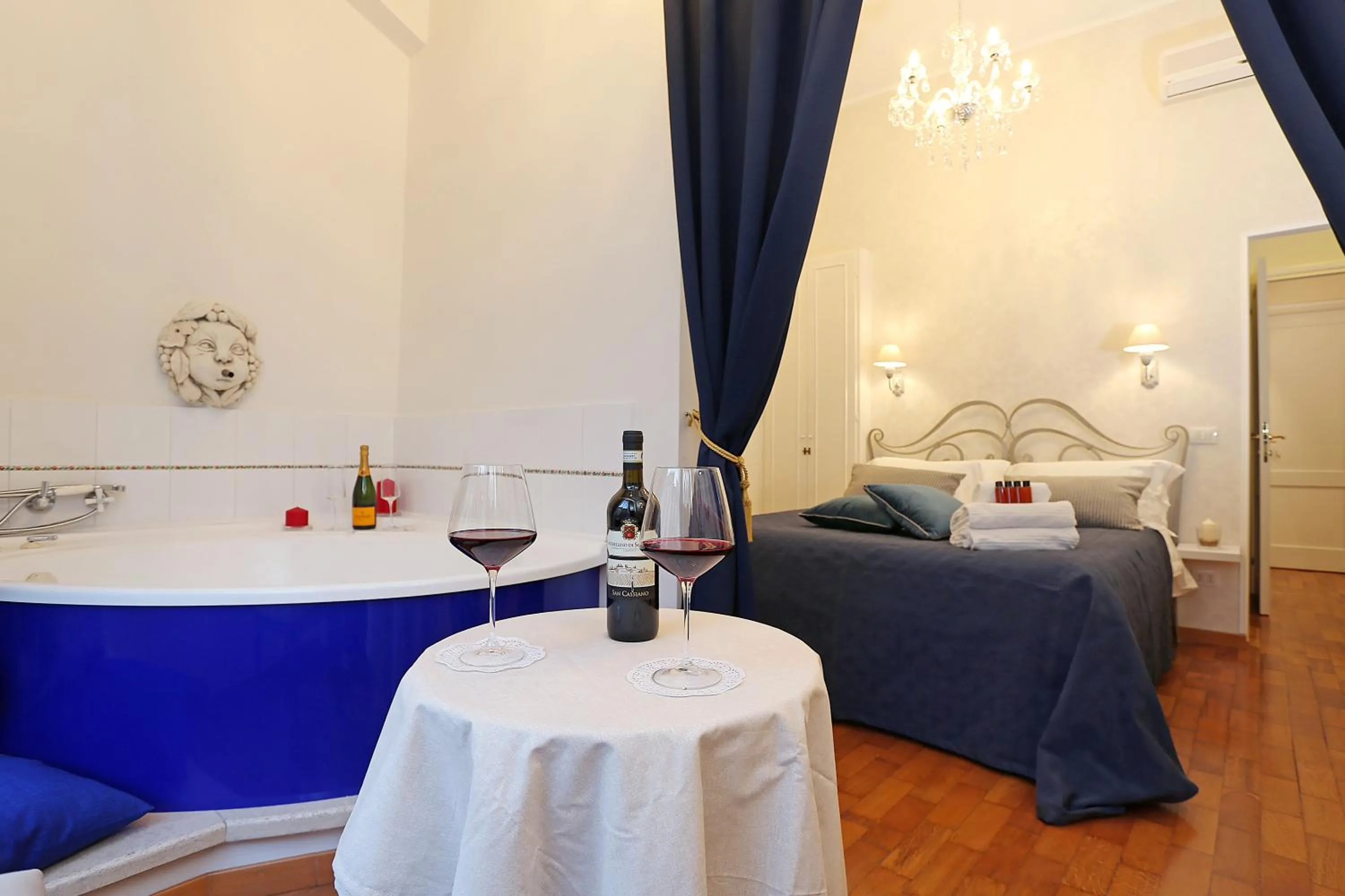 Bed in Liberty Rome Suites - Liberty Collection