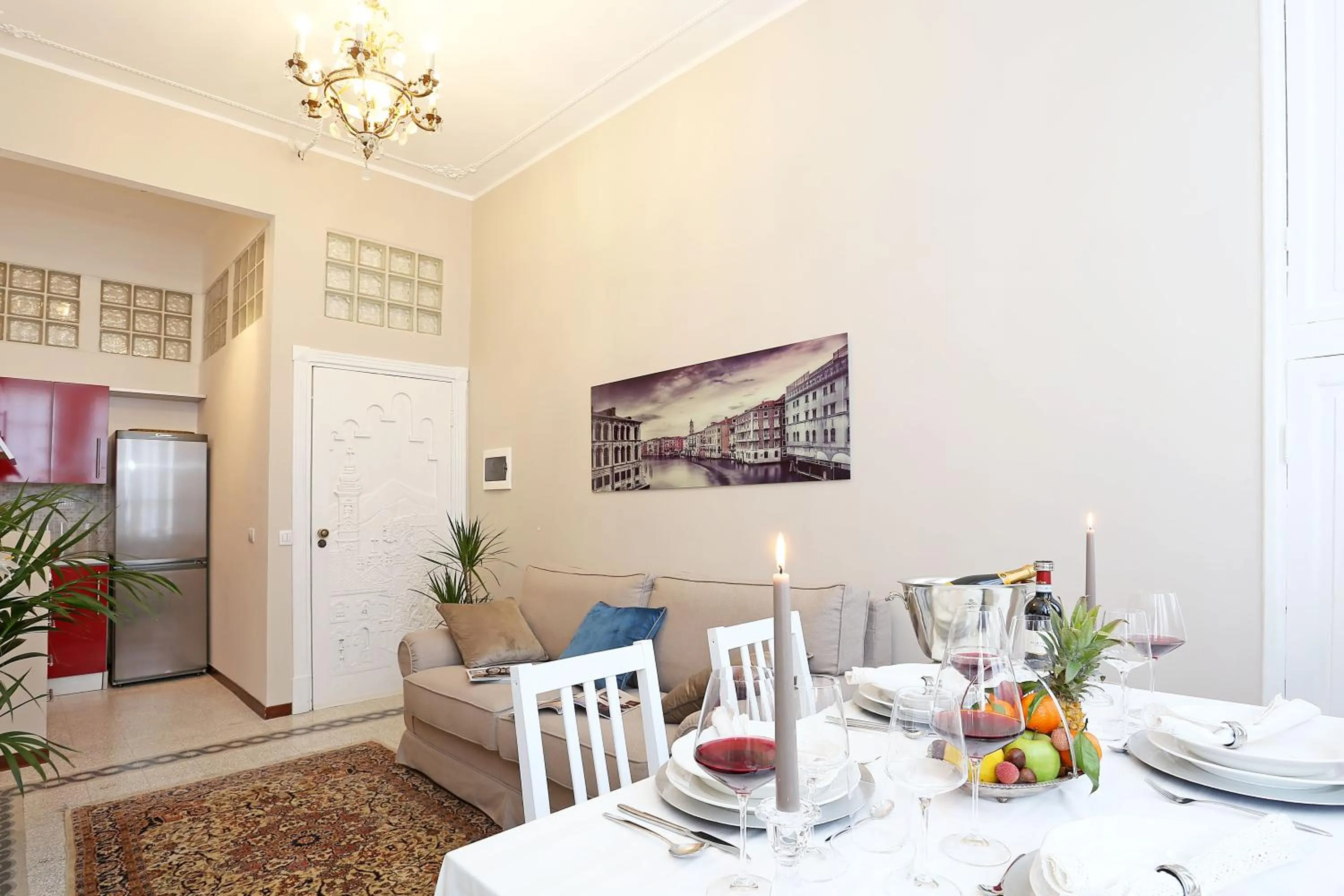 TV and multimedia in Liberty Rome Suites - Liberty Collection