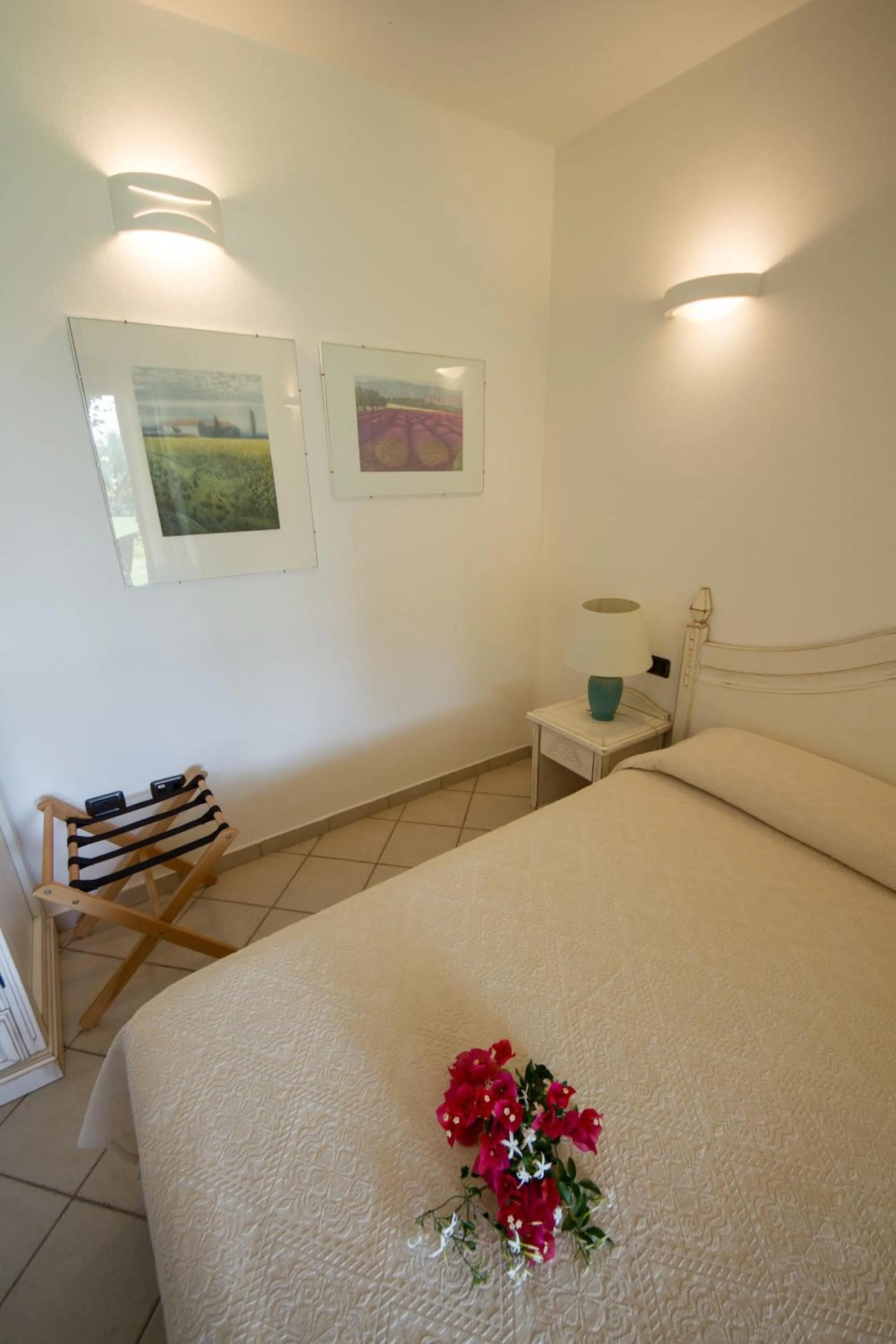 Photo of the whole room, Bed in Hotel Mariposas