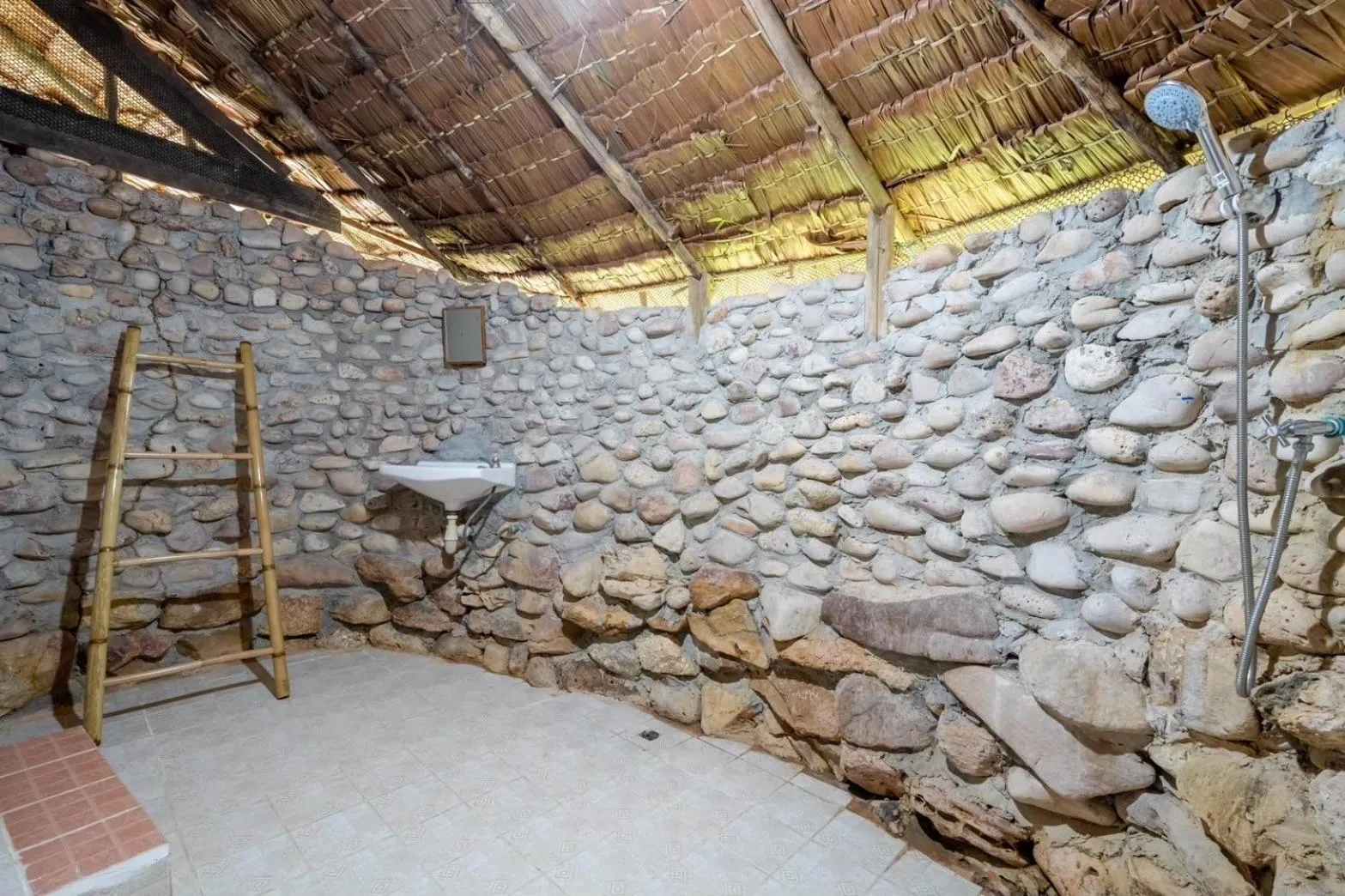 Bathroom in Koh Pu Sea View Beach Resort