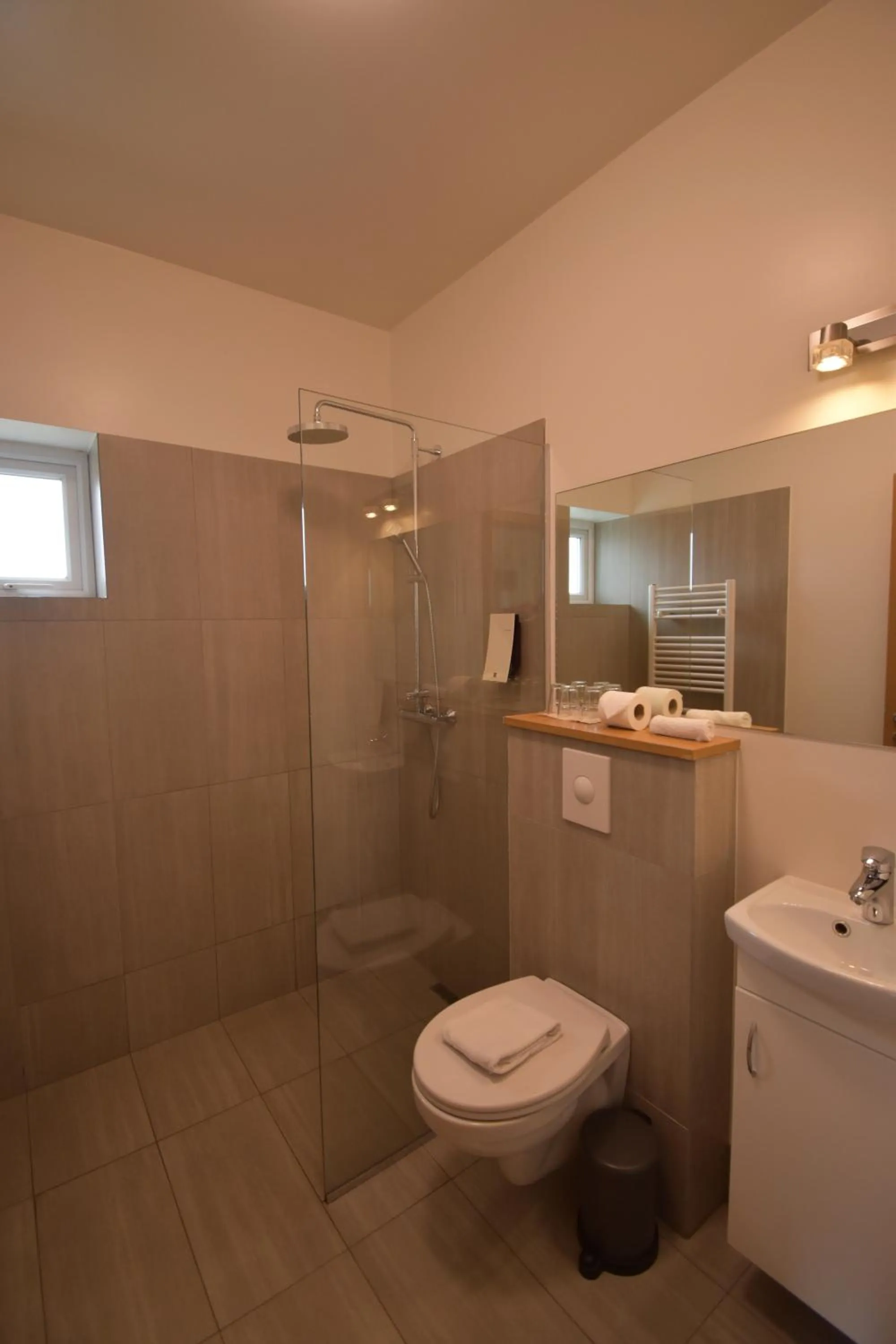 Shower in Glacier World - Hoffell Guesthouse