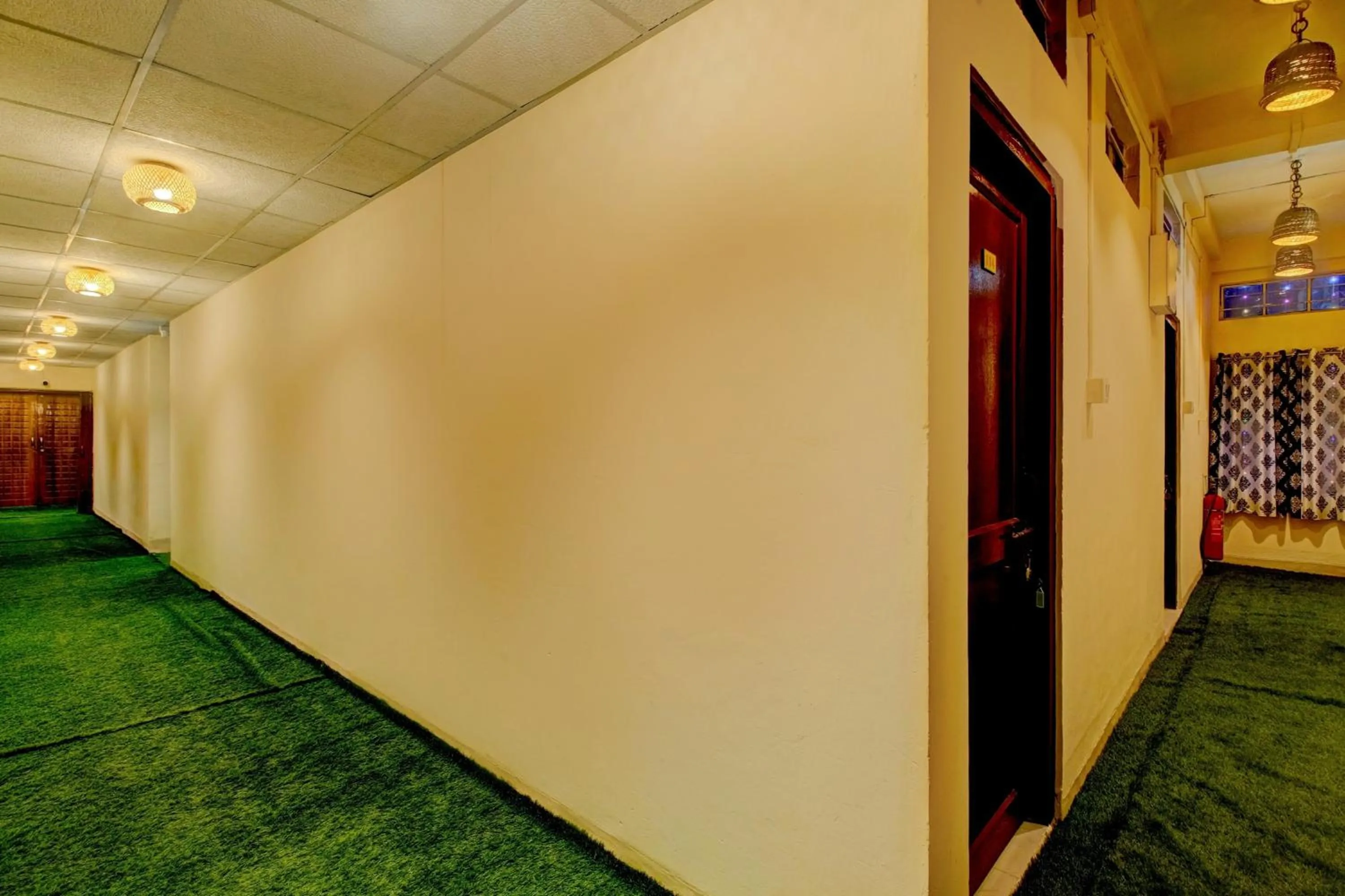 Lobby or reception in SPOT ON Rainbow Lodge