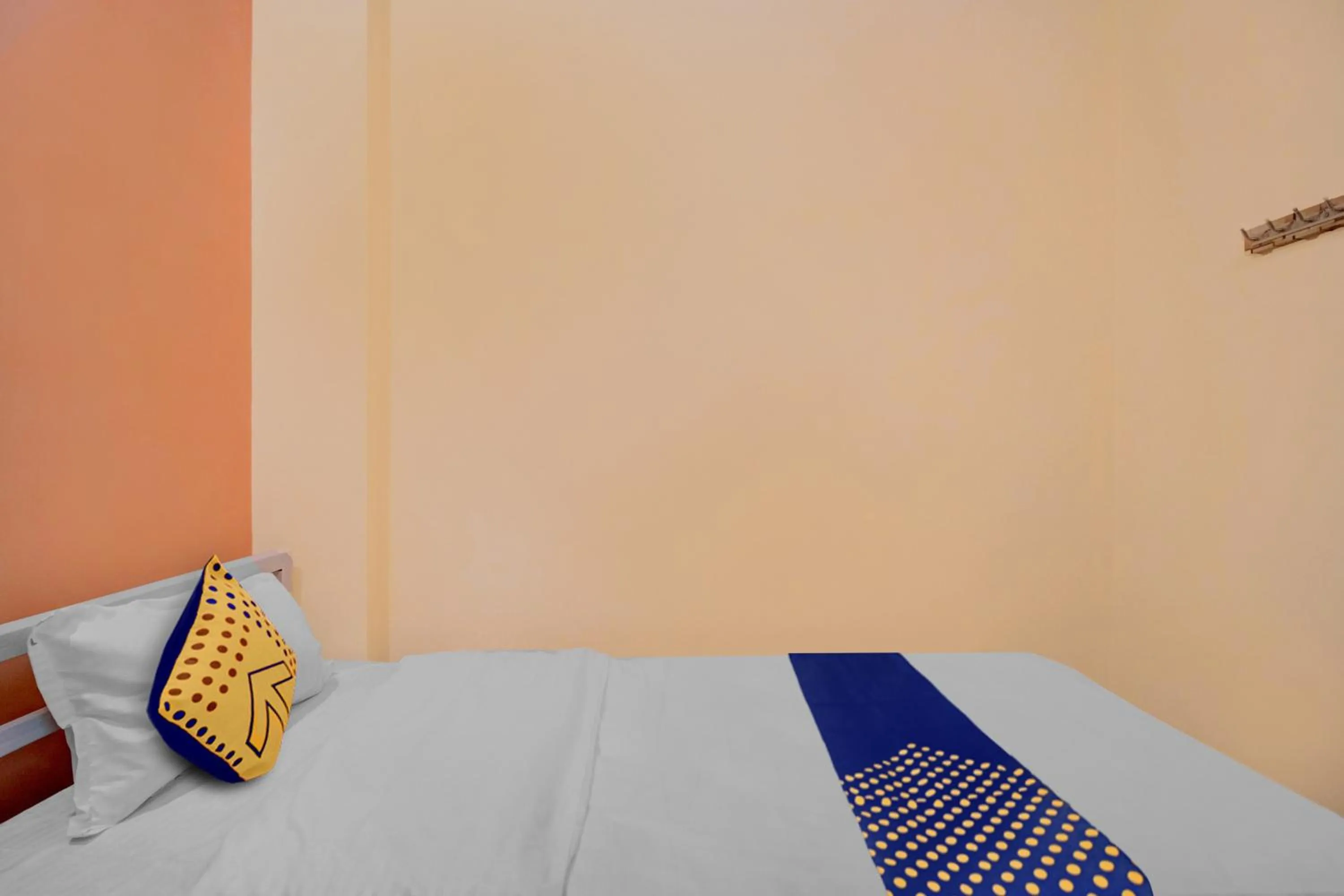 Bedroom, Bed in SPOT ON Rainbow Lodge