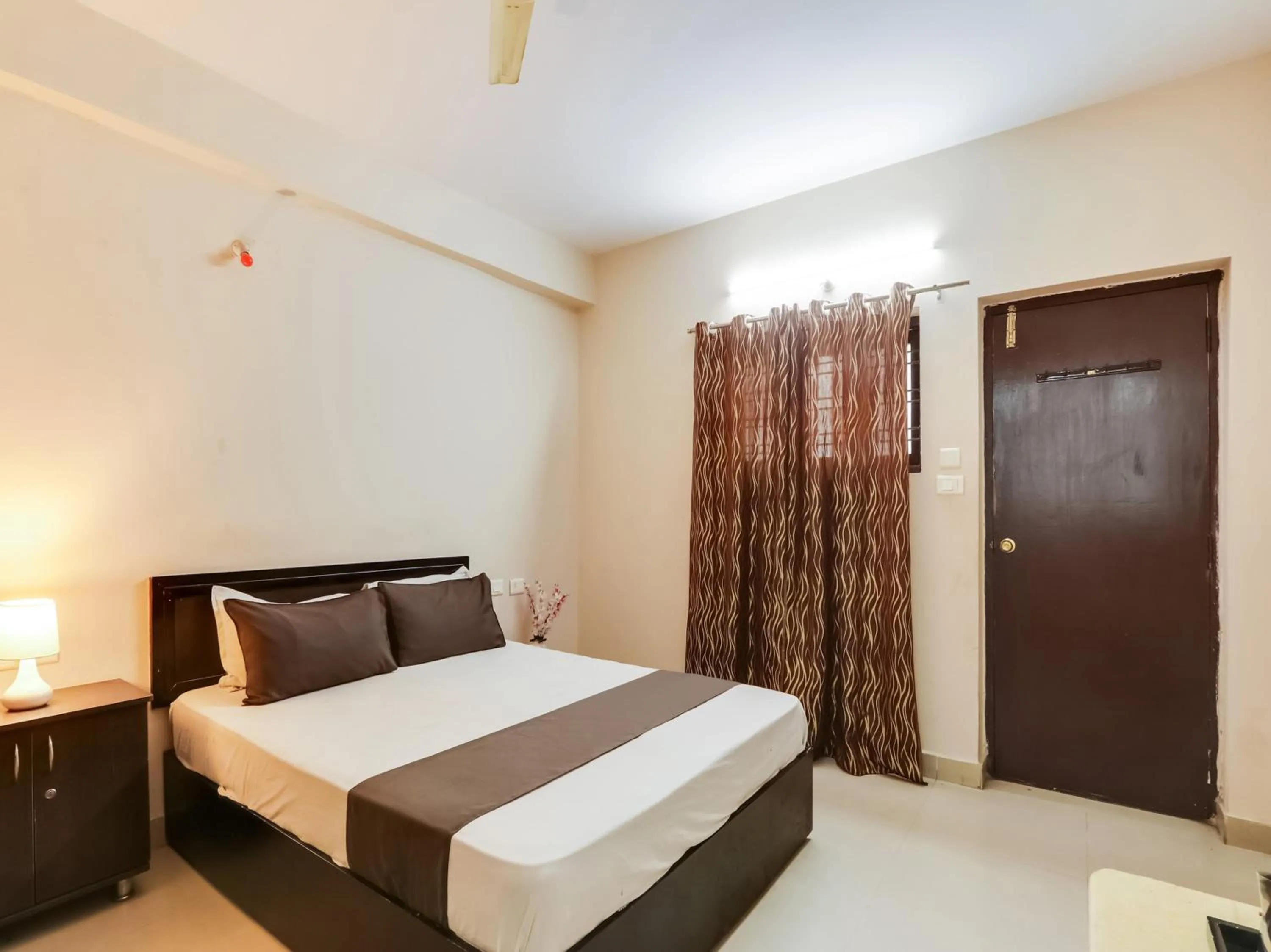 Bedroom in Hotel O Srinivasa Grand