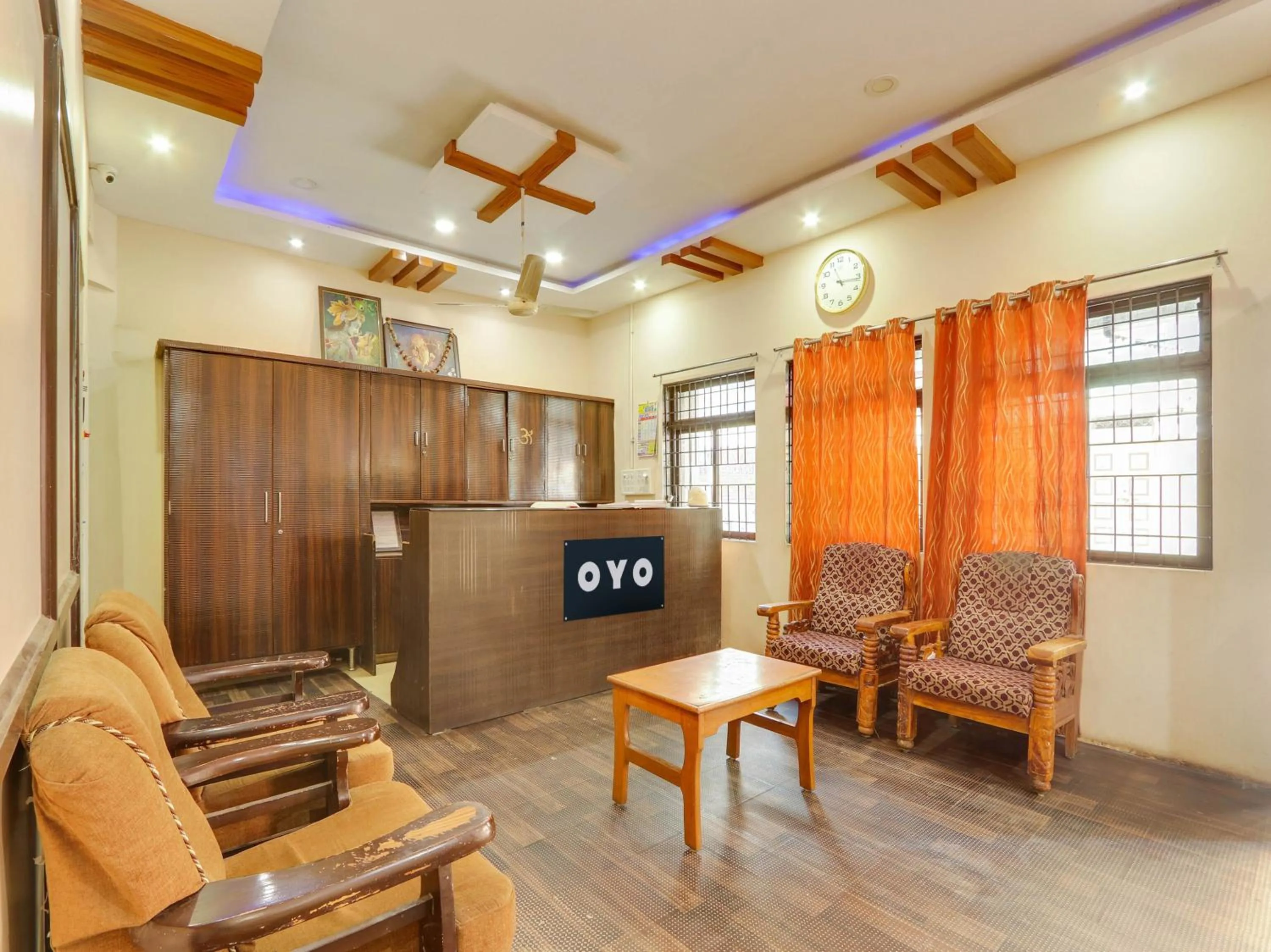 Lobby or reception in Hotel O Srinivasa Grand