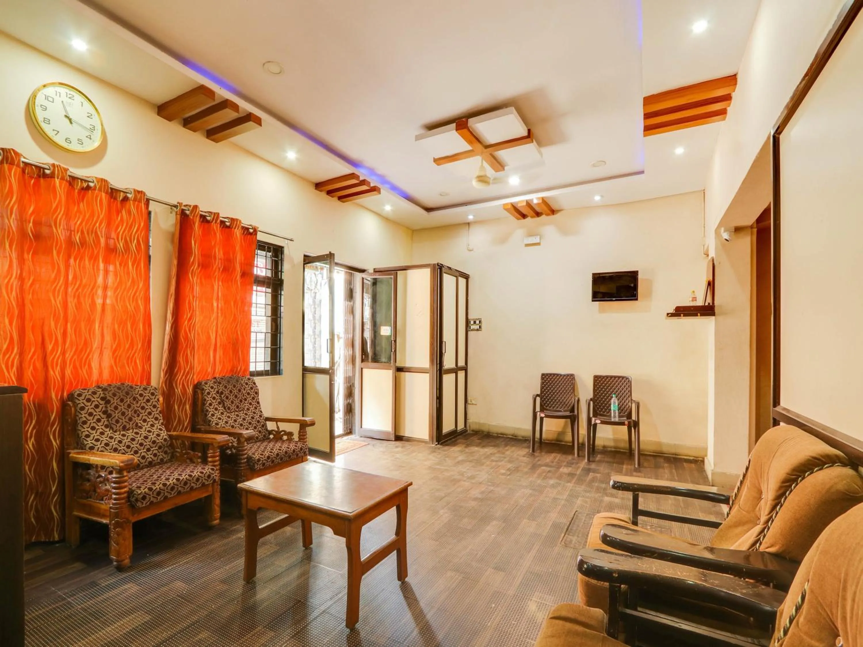 Lobby or reception in Hotel O Srinivasa Grand