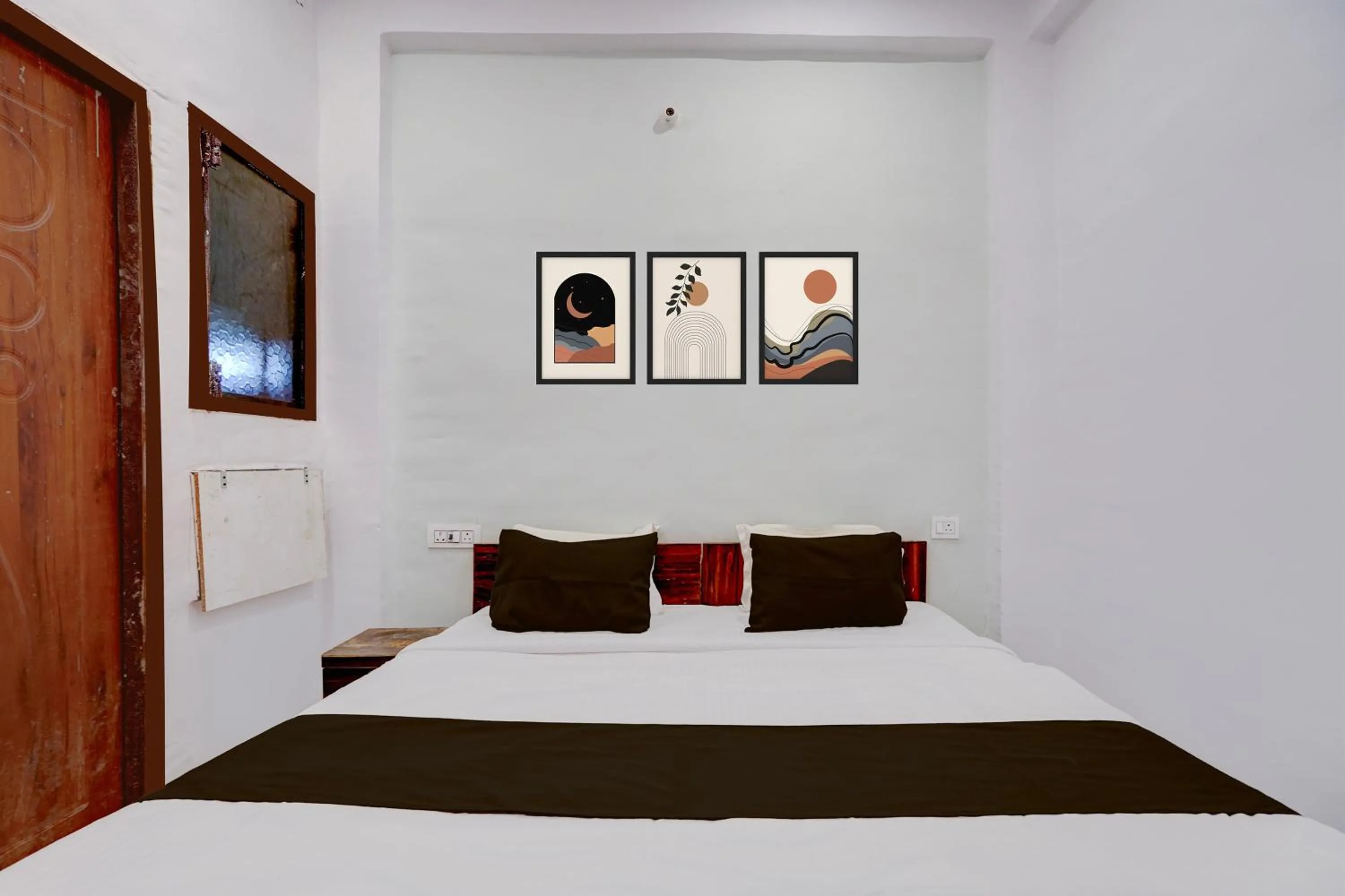 Hotel O Sky Guest House