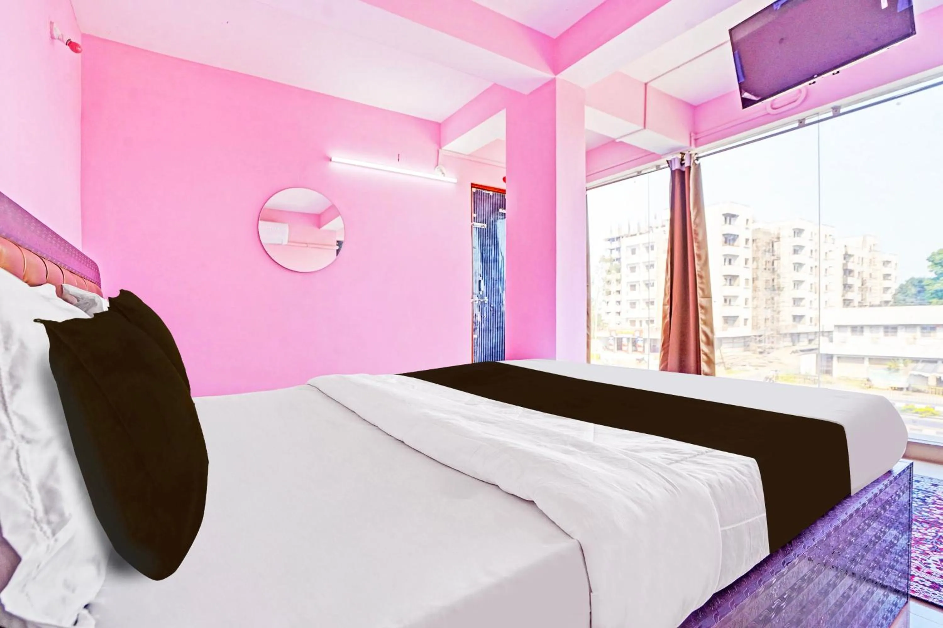 Bedroom, Bed in Hotel O Trinetra Inn