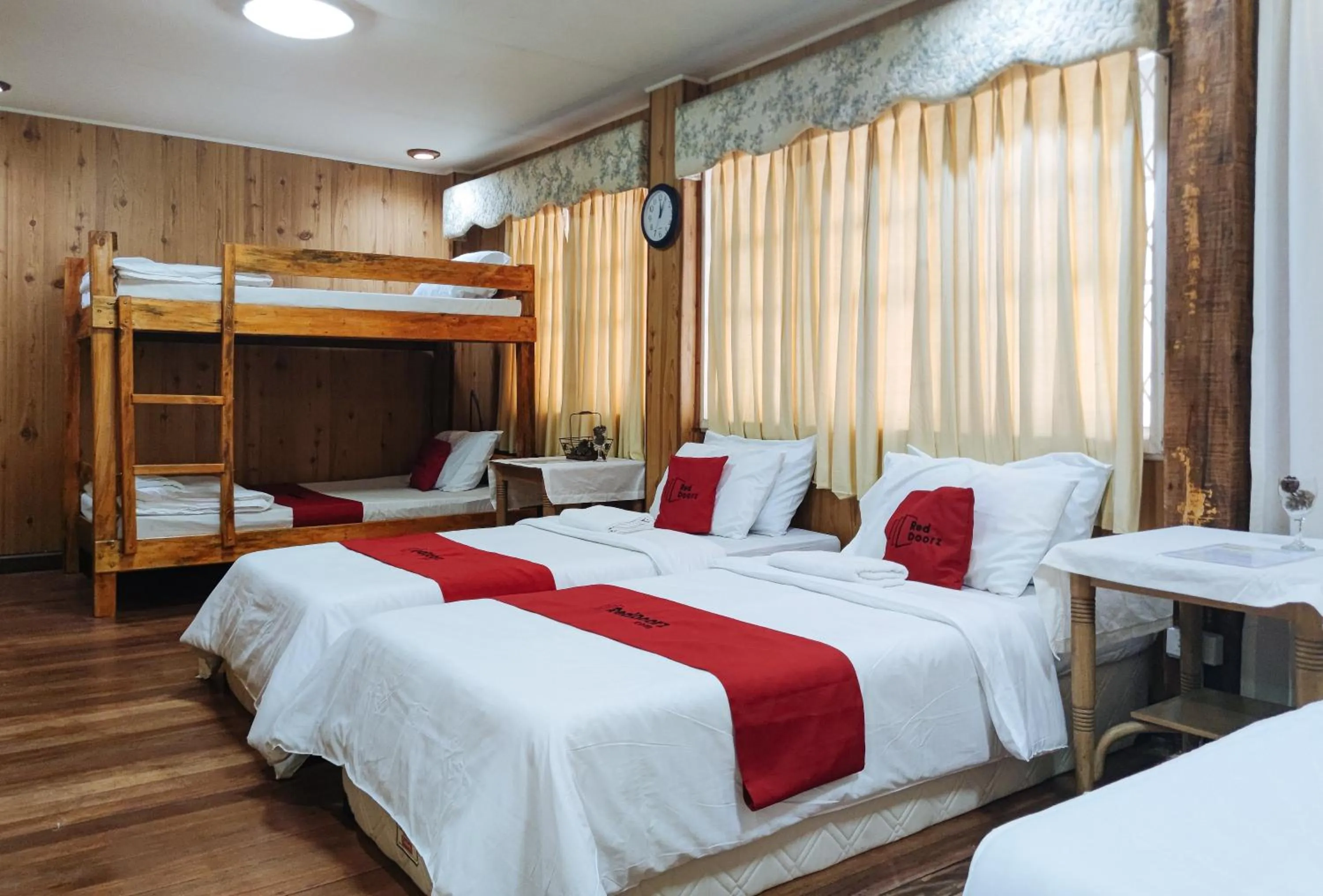 Bed in RedDoorz @ Monterrazas Village Homestay Baguio