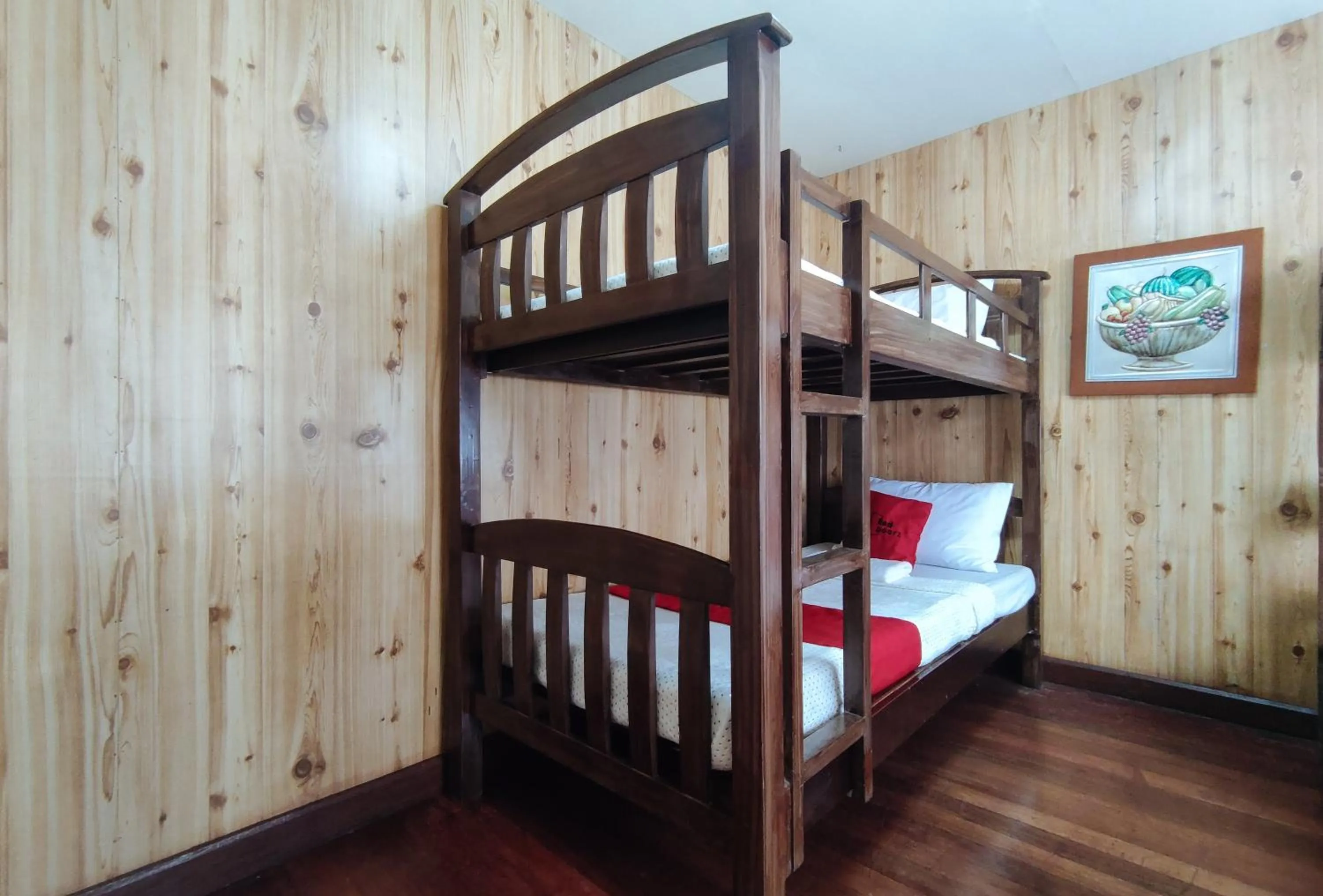 bunk bed, Bed in RedDoorz @ Monterrazas Village Homestay Baguio
