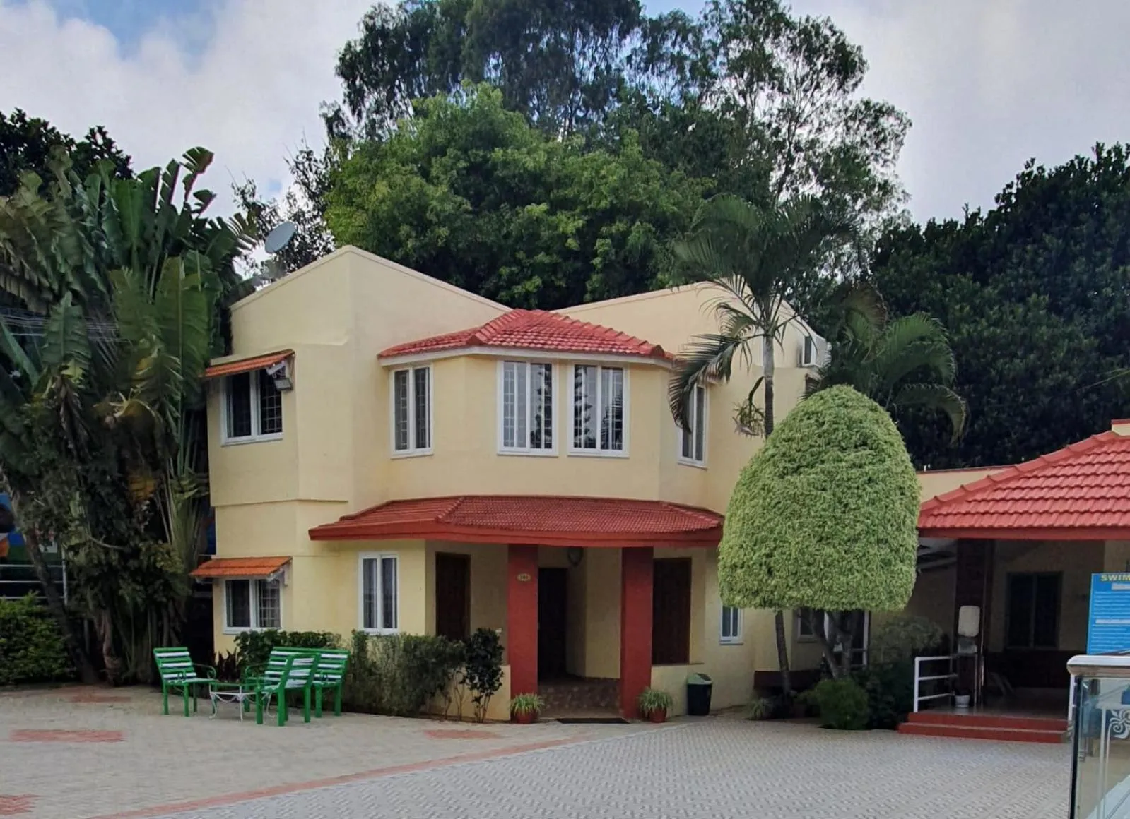 Property building in Peters Park