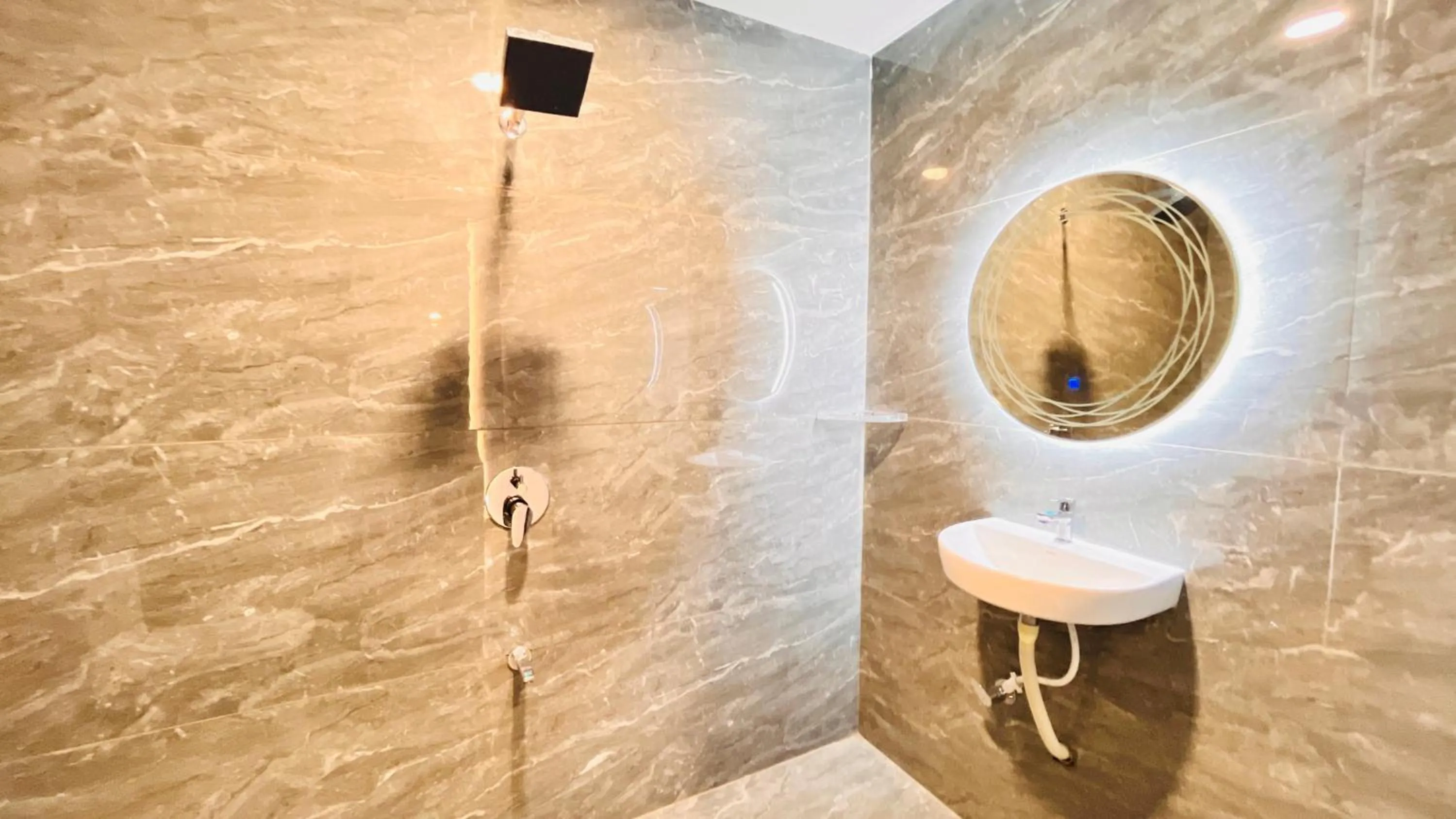 Bathroom in Hotel Kutch Palace