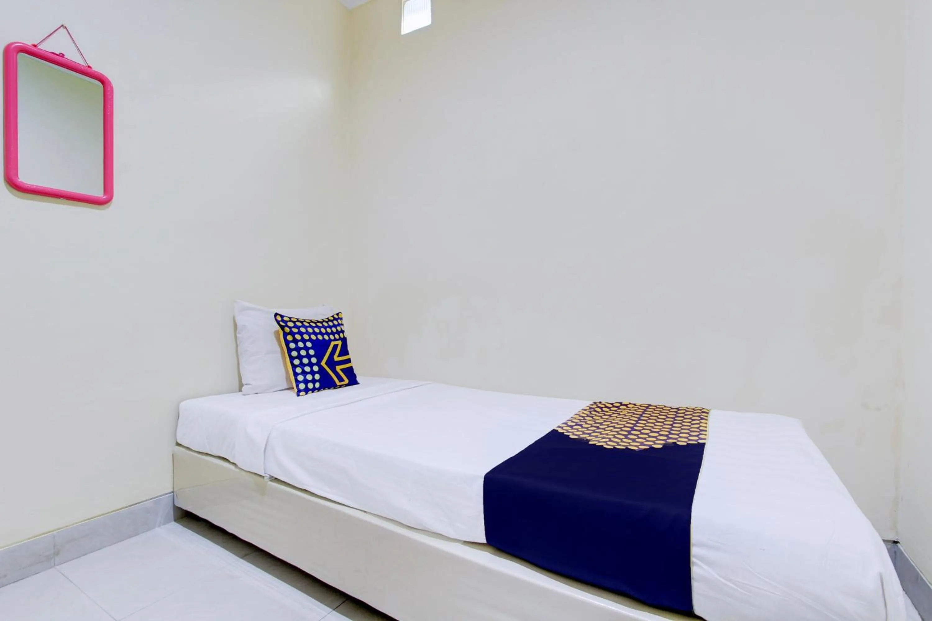 Bedroom, Bed in Hotel O Kenzie Bunkbed Syariah