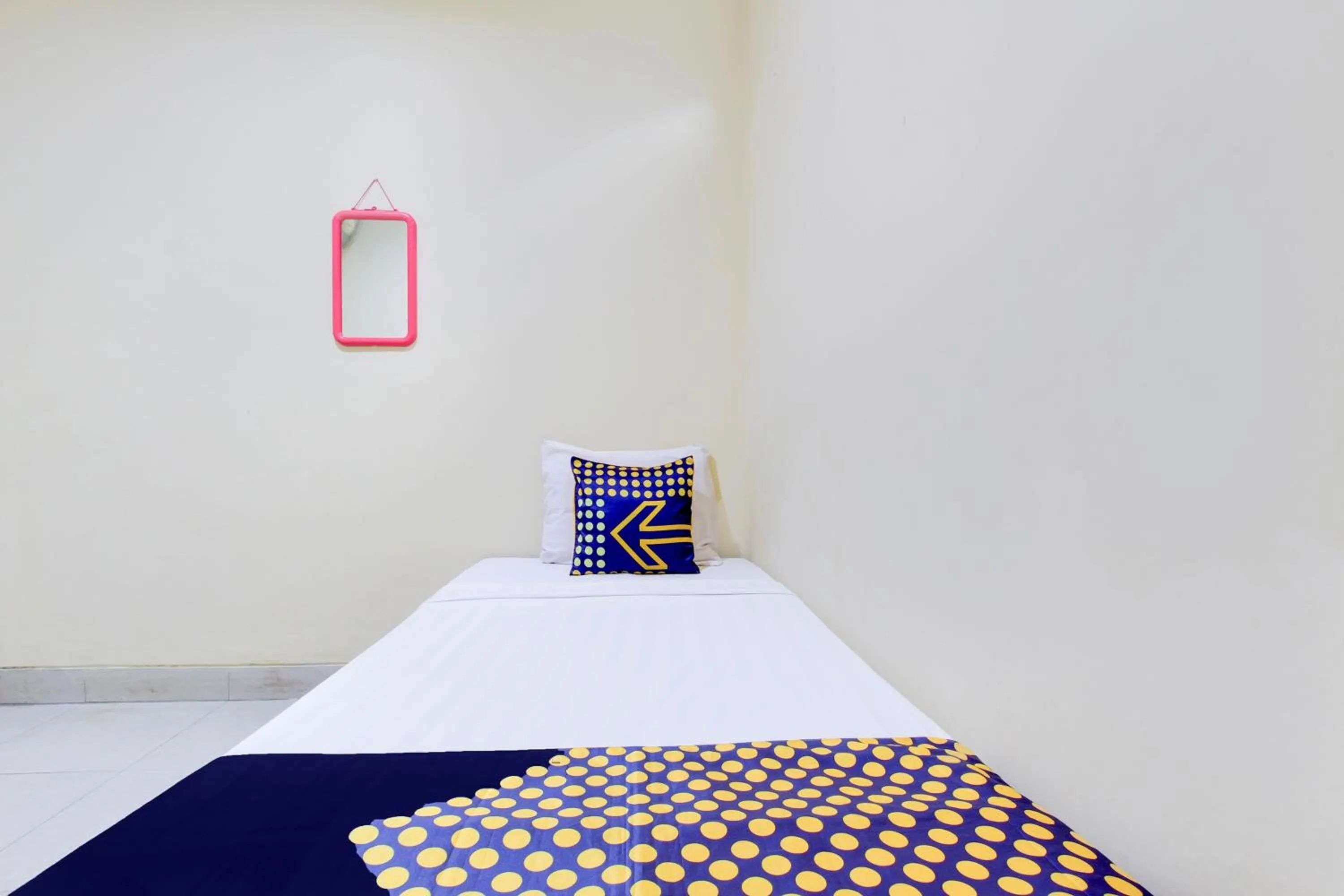 Bedroom, Bed in Hotel O Kenzie Bunkbed Syariah