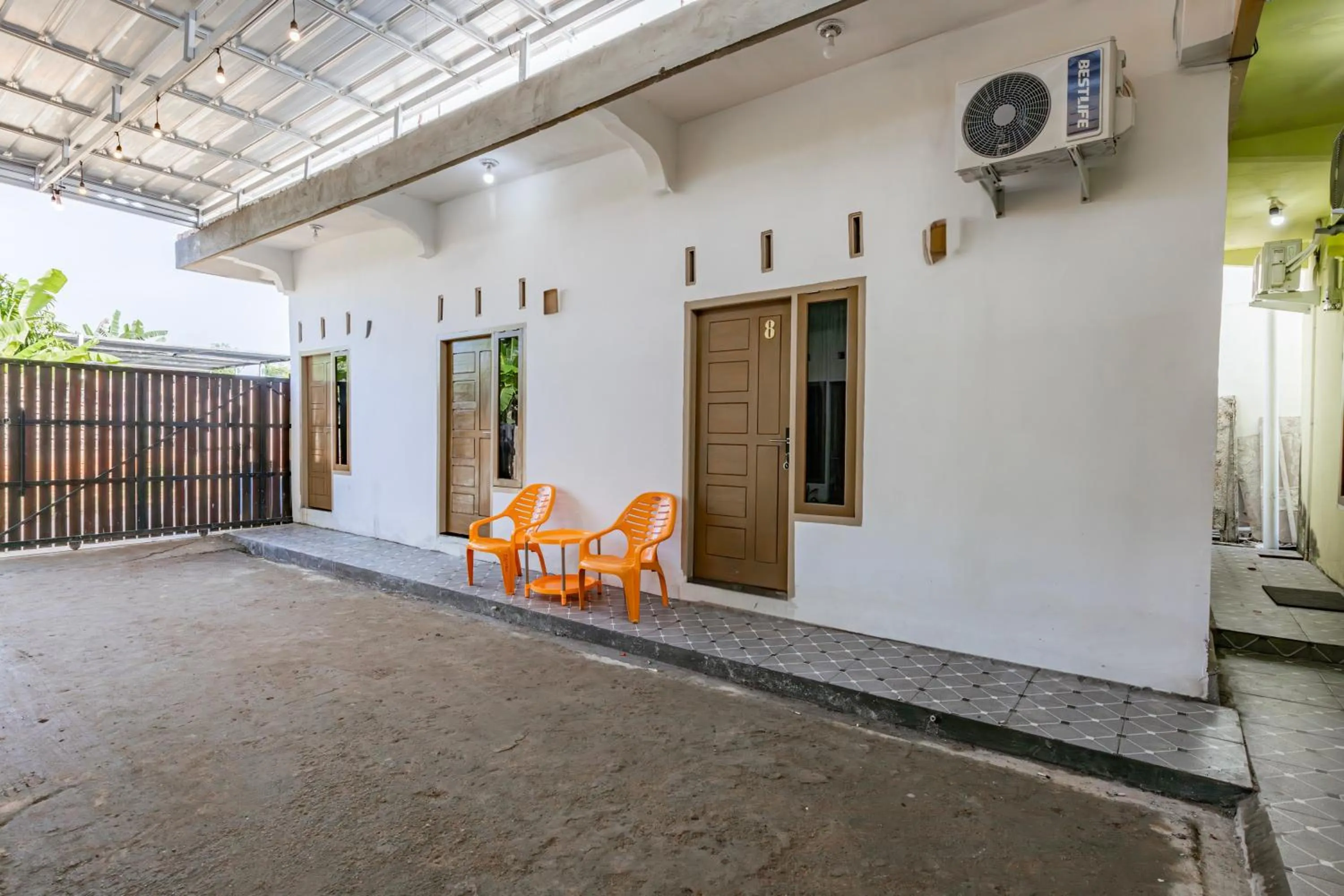 Lobby or reception in Hotel O Guest House Gembul Syariah