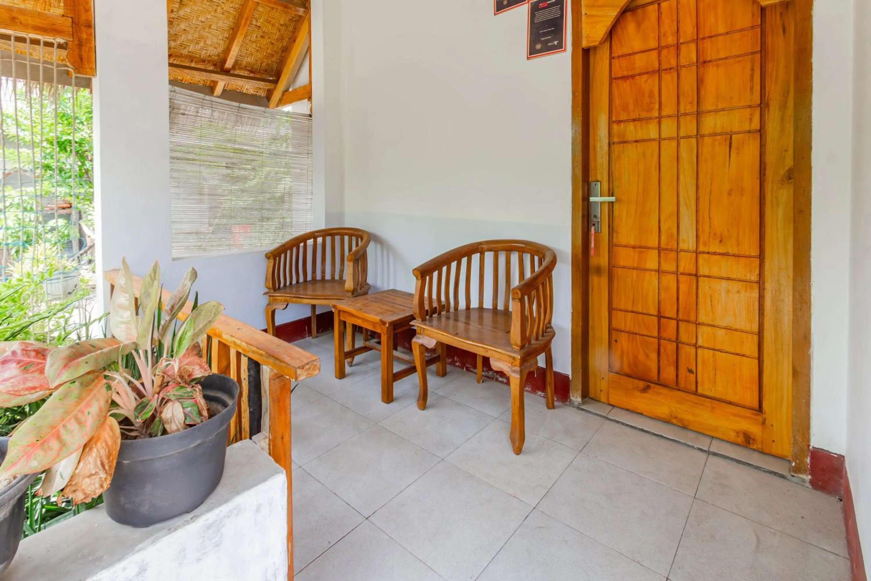 Lobby or reception in OYO 93729 Radesa Family Homestay