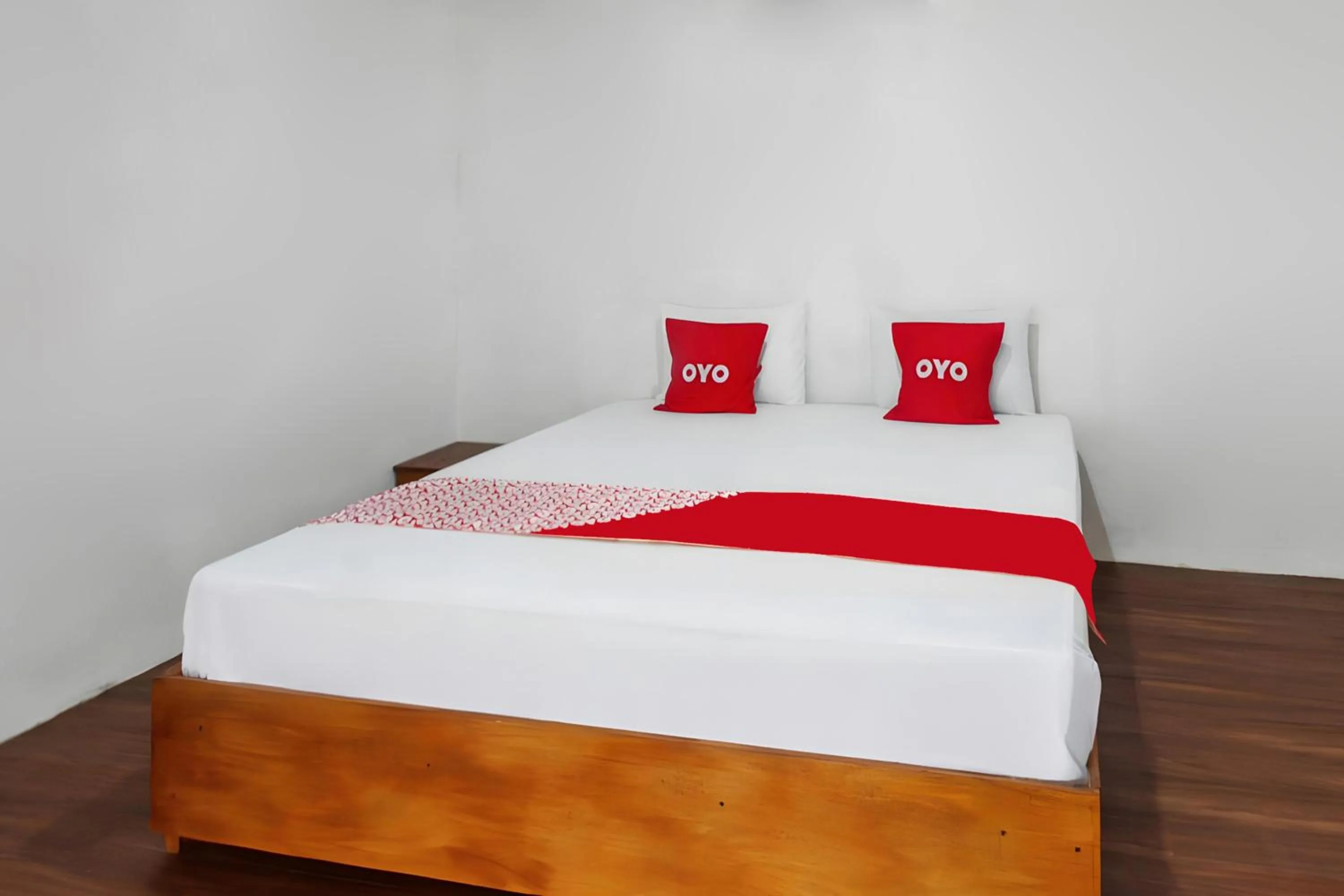 Bedroom, Bed in OYO 93737 Bale Oyan Homestay