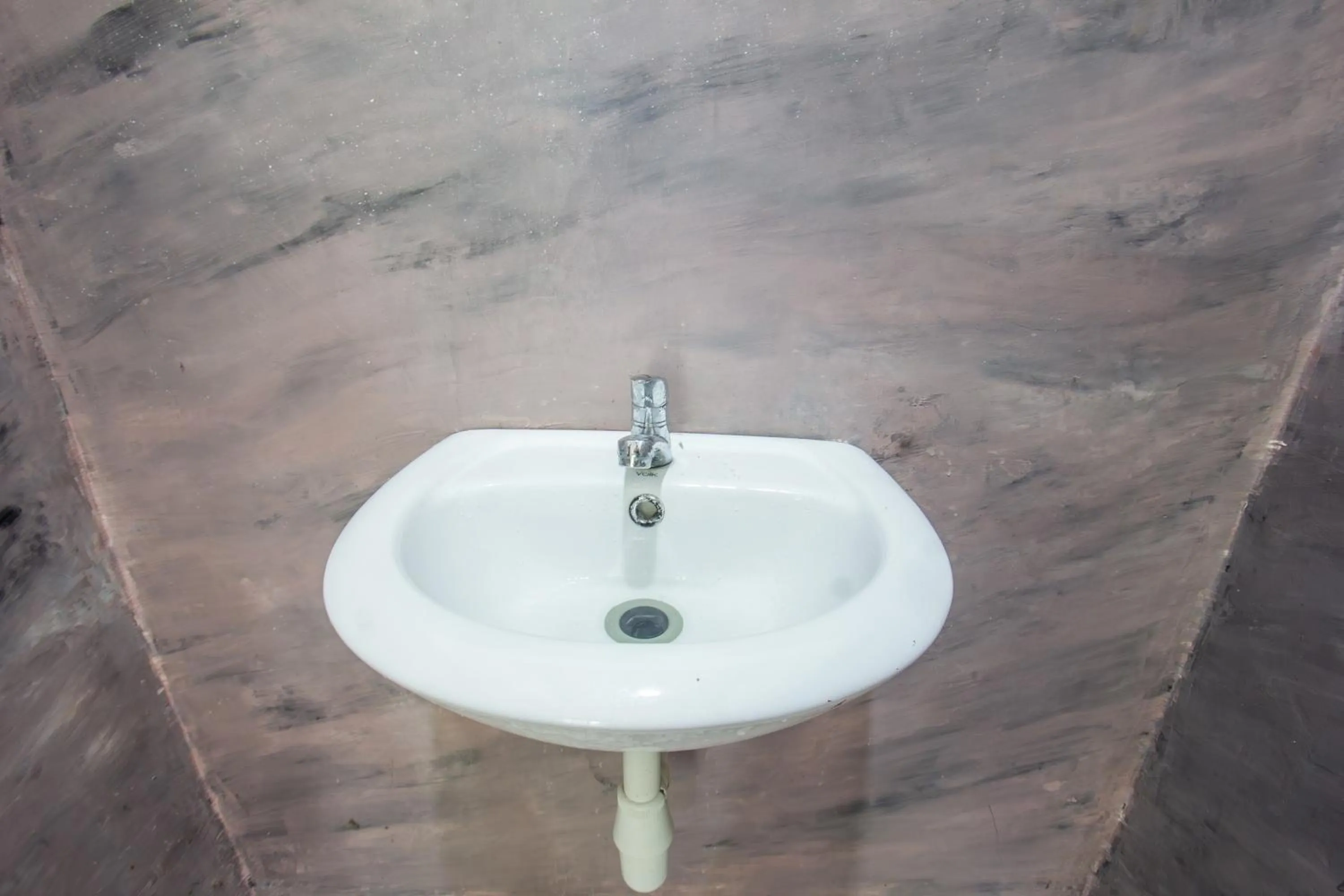 Bathroom in OYO 93737 Bale Oyan Homestay