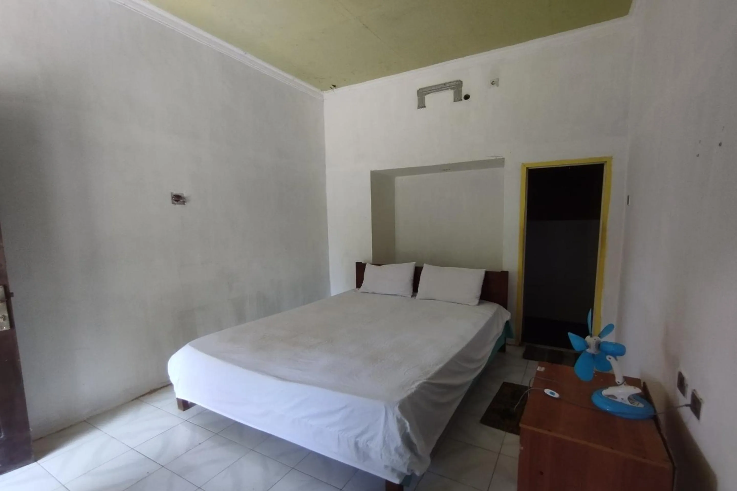 Bedroom, Bed in Hotel O Madame Guesthouse