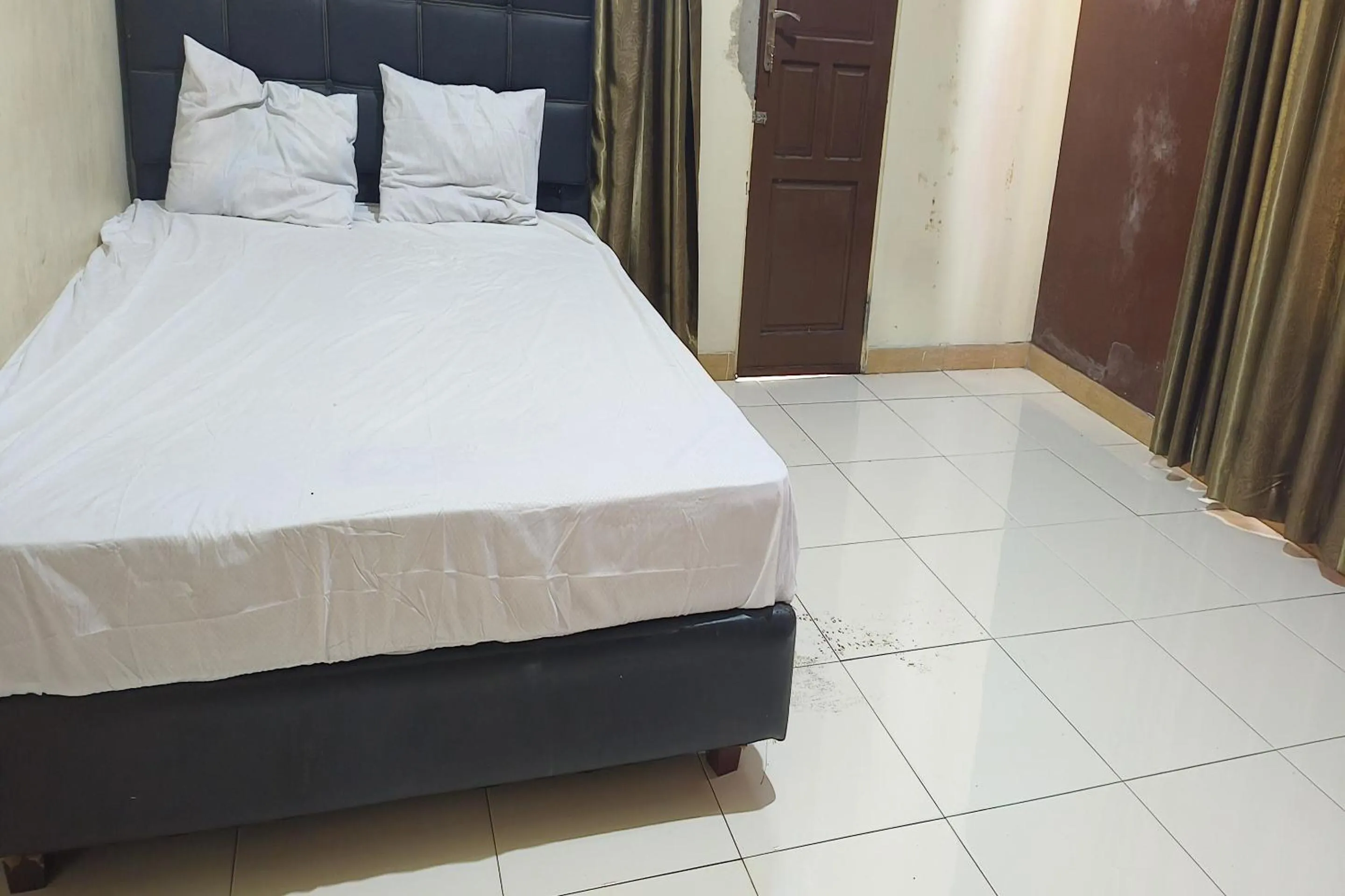 Bedroom, Bed in Hotel O Aglo Homestay NearYani Heahlerr