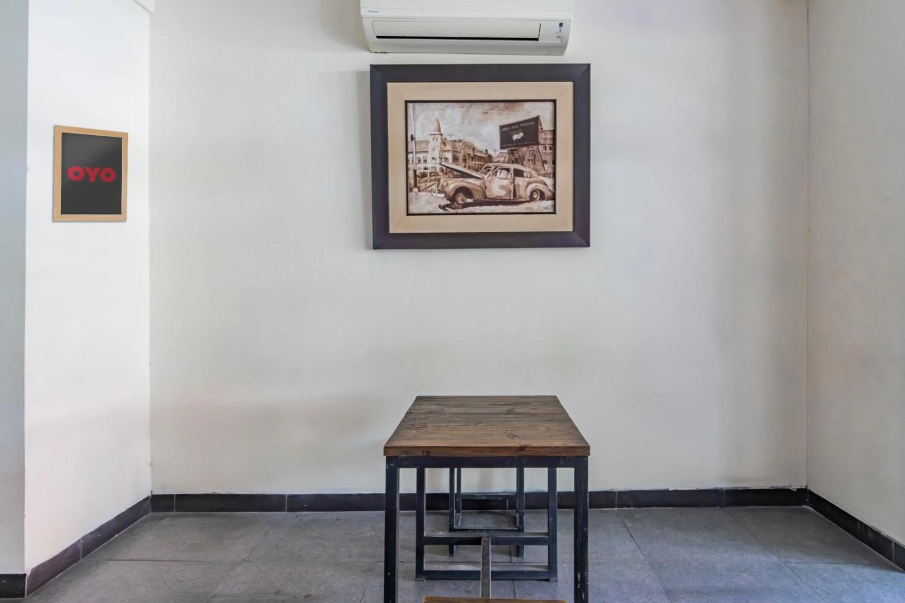 Lobby or reception in Hotel O Ita Homestay Syariah