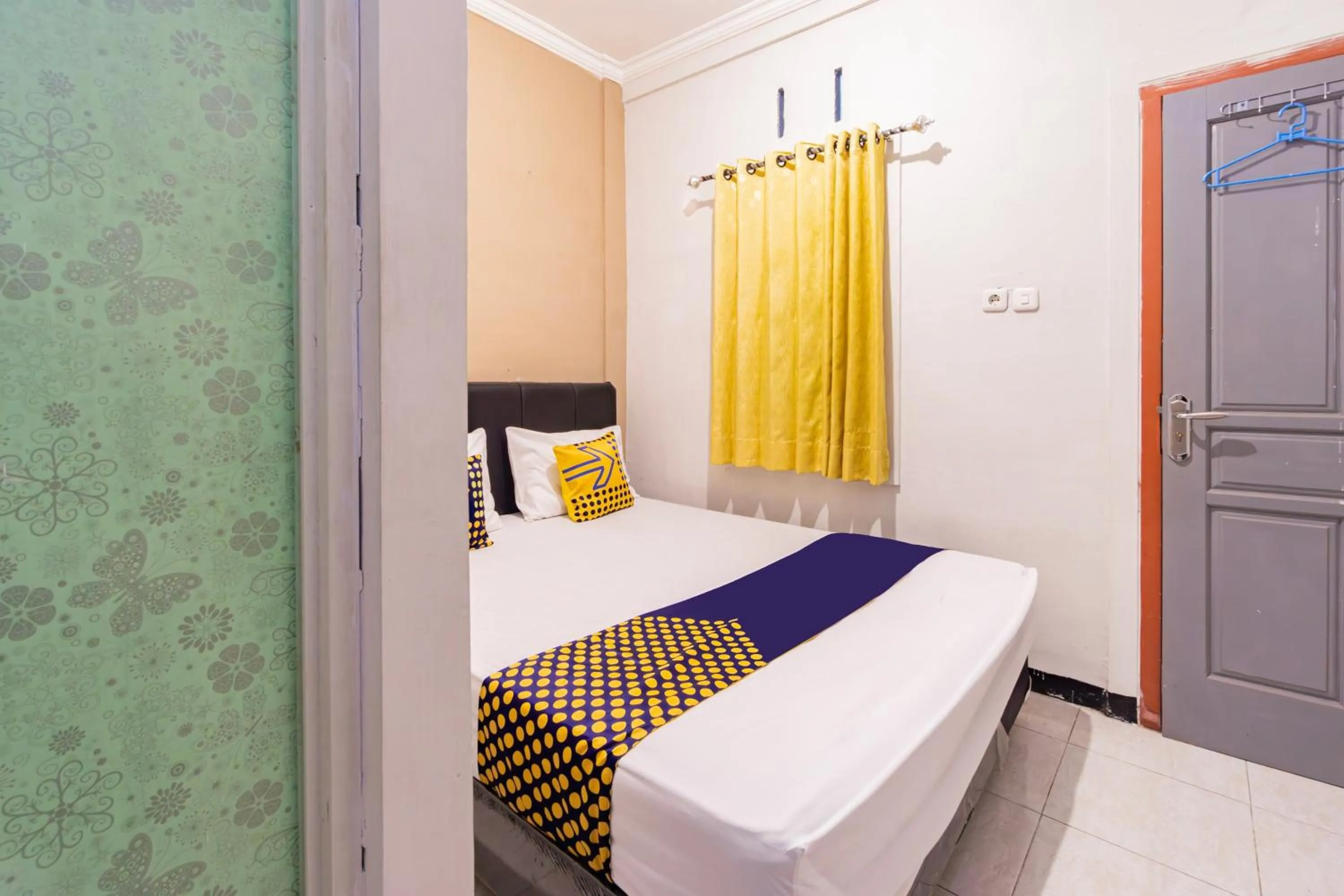 Bedroom, Bed in Hotel O Siwalanpanji Homestay Syariah