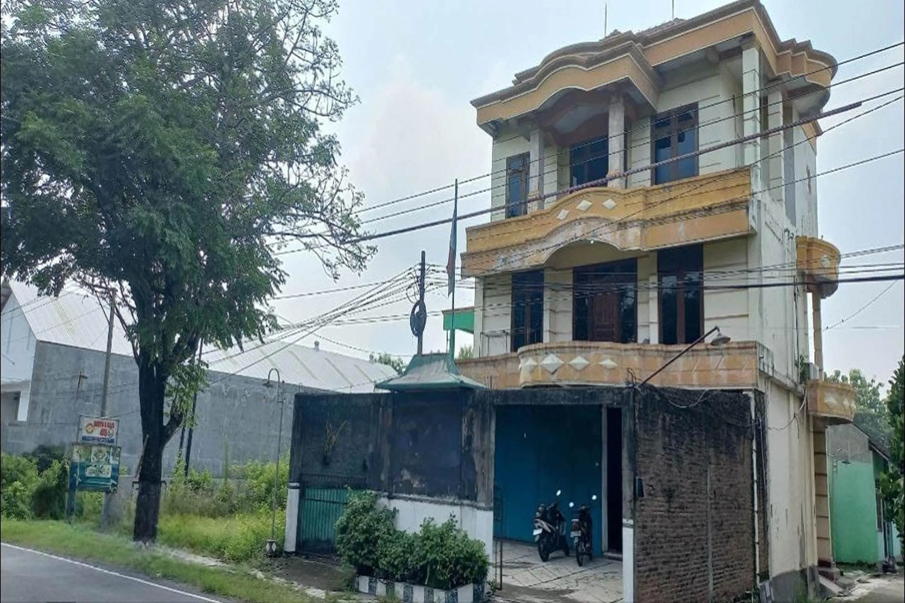 Hotel O Setia Budi Guest House 1