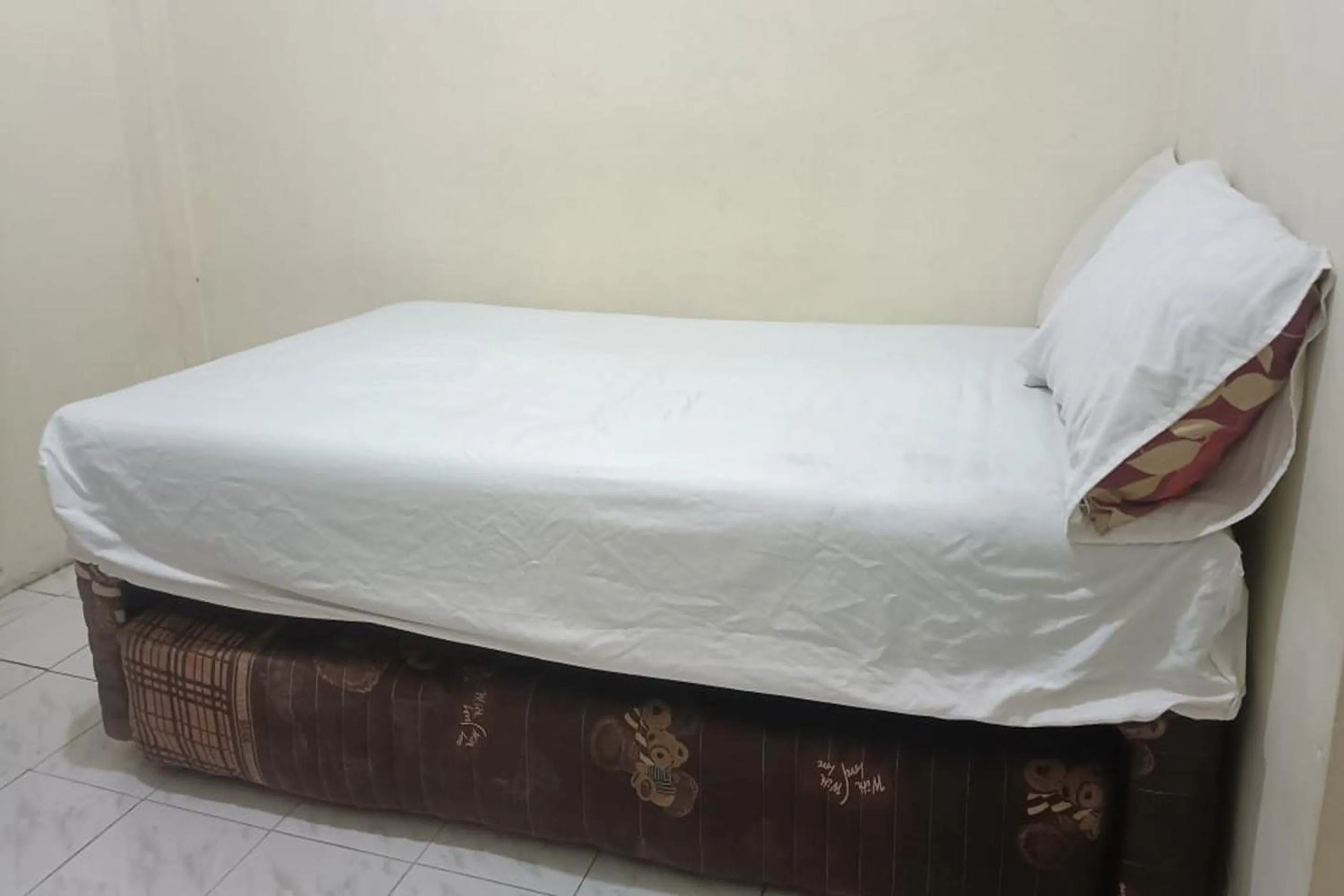 Bedroom, Bed in Hotel O Setia Budi Guest House 2