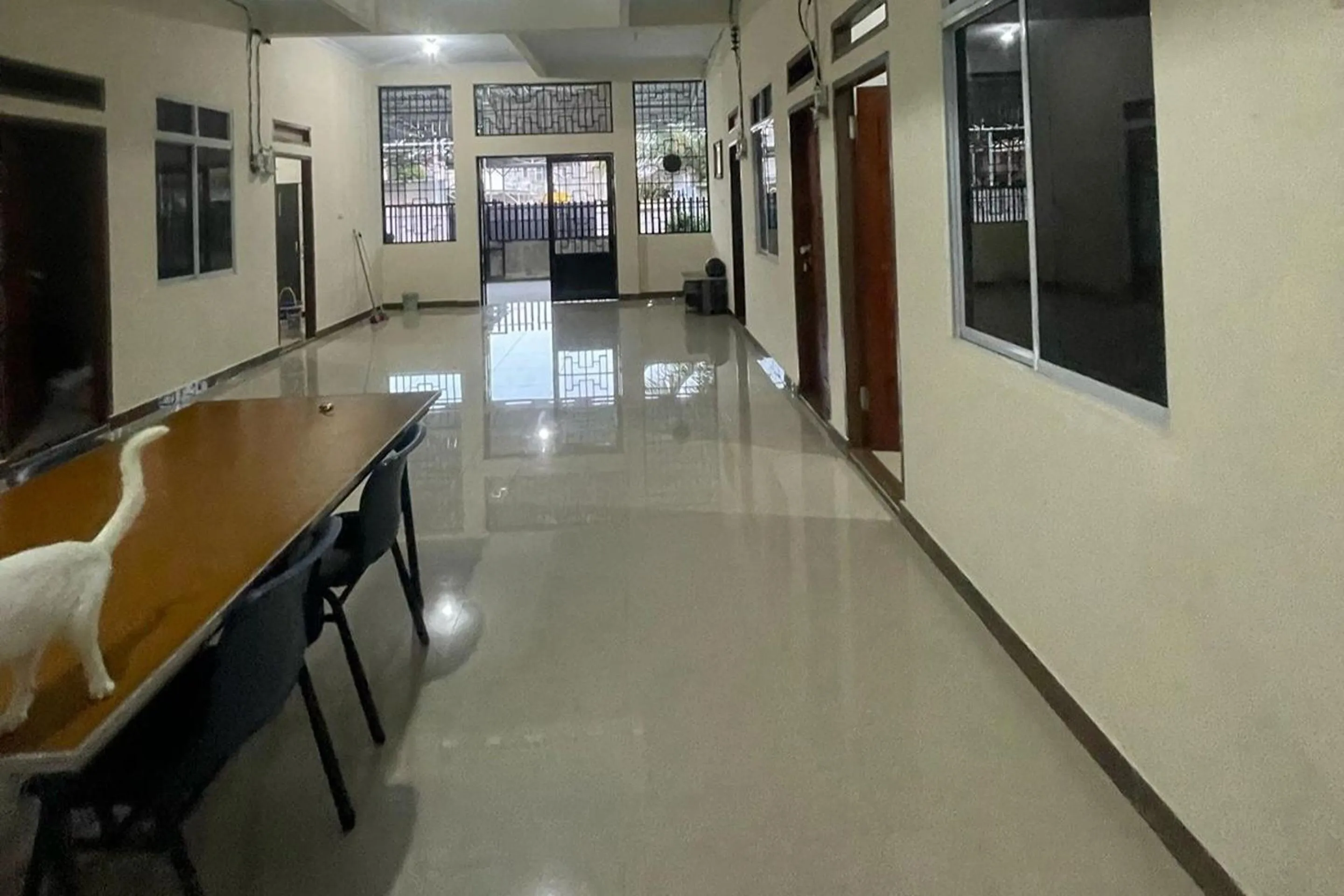 Lobby or reception in Hotel O Setia Budi Guest House 2