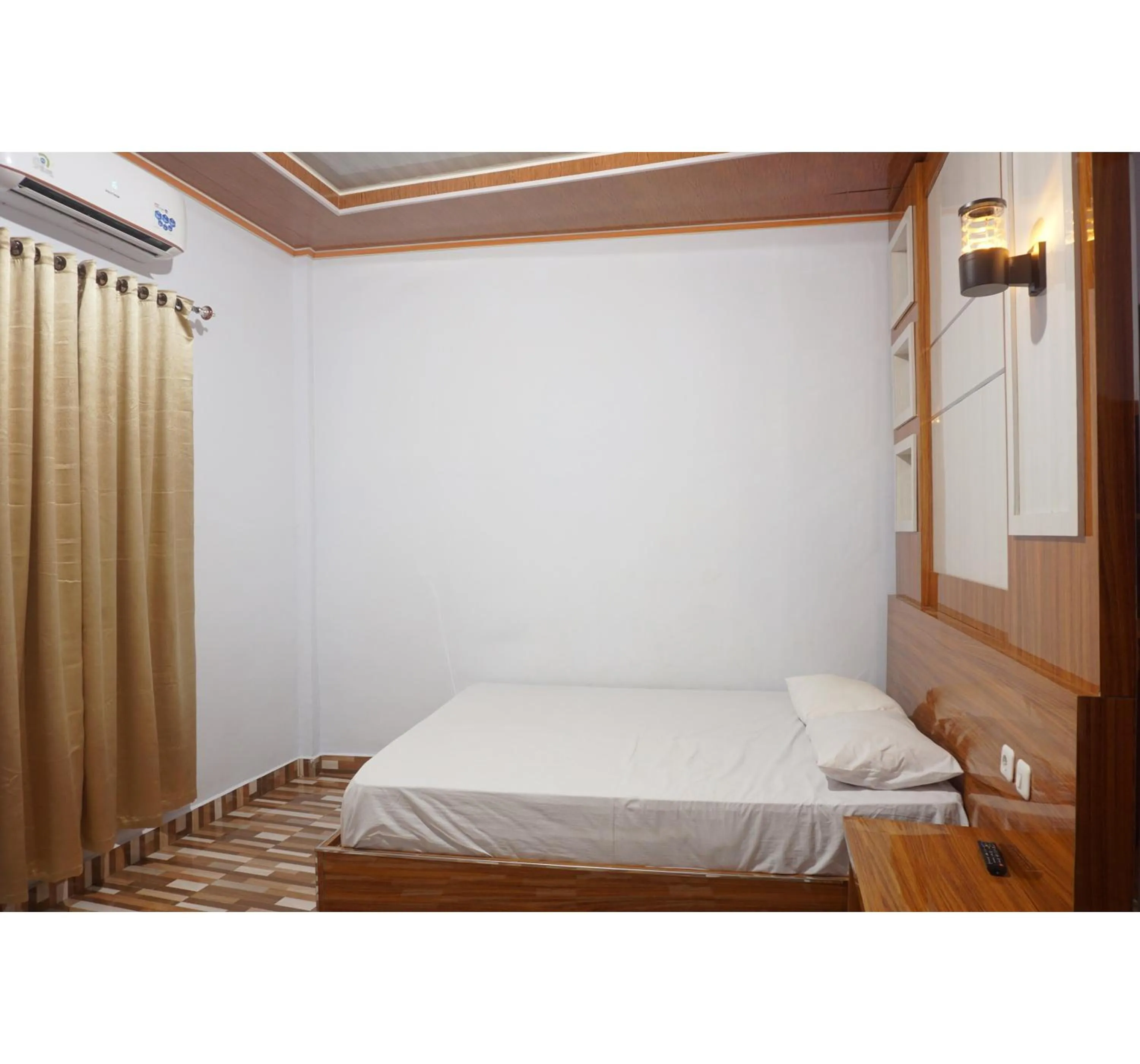 Bedroom, Bed in Hotel O Pondom Danu 77