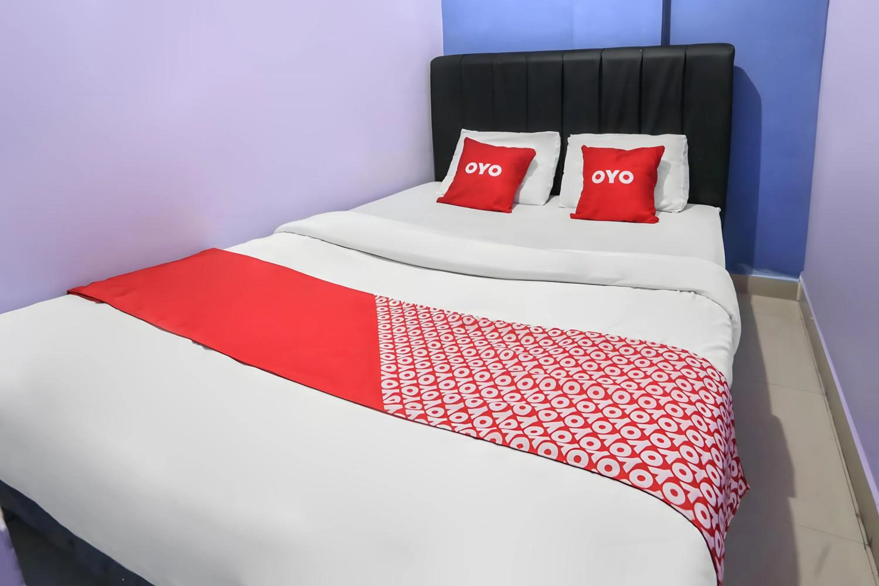 Bedroom, Bed in Hotel O Iconiq Rooms