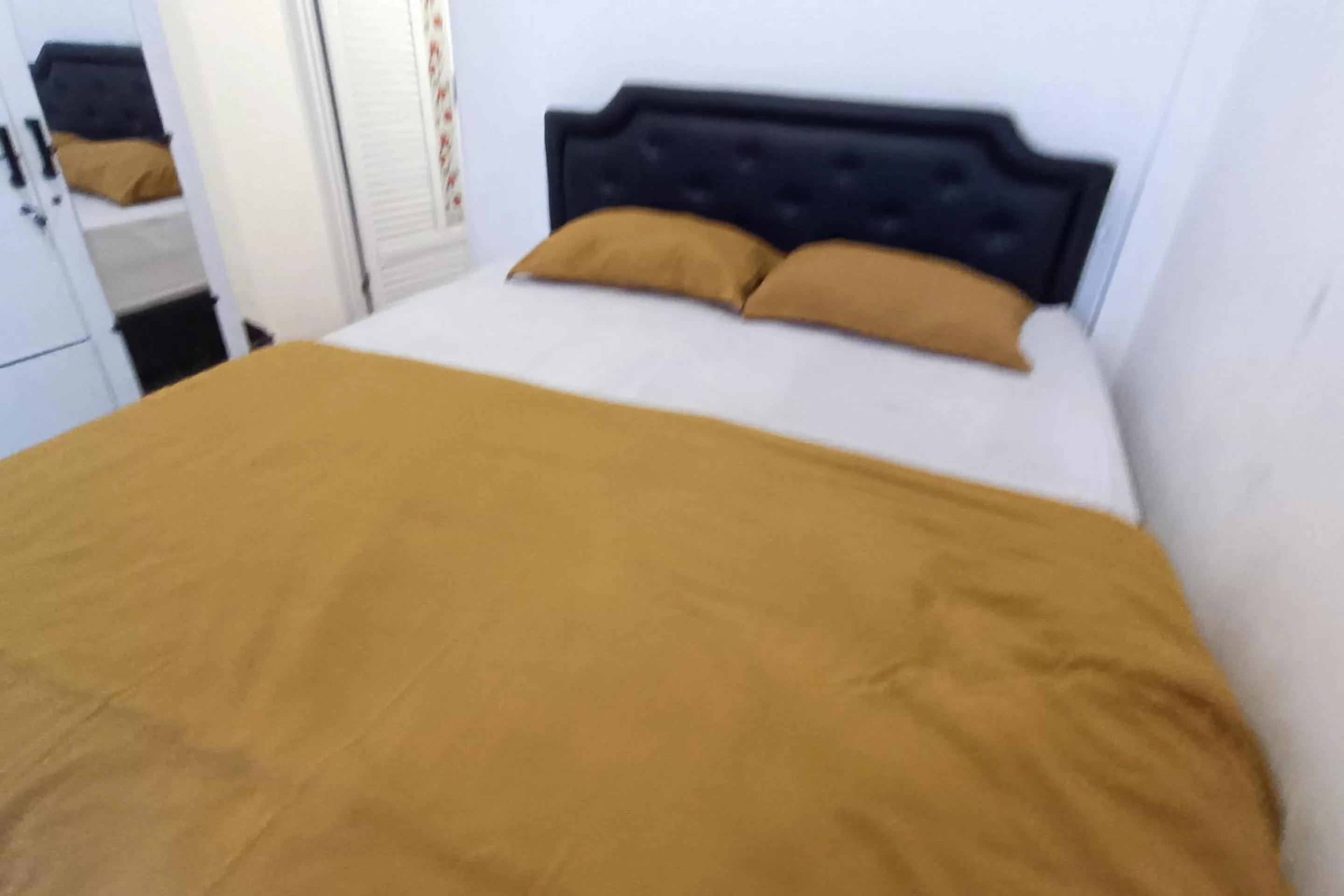 Bedroom, Bed in Hotel O Bumi Tenang Homestay