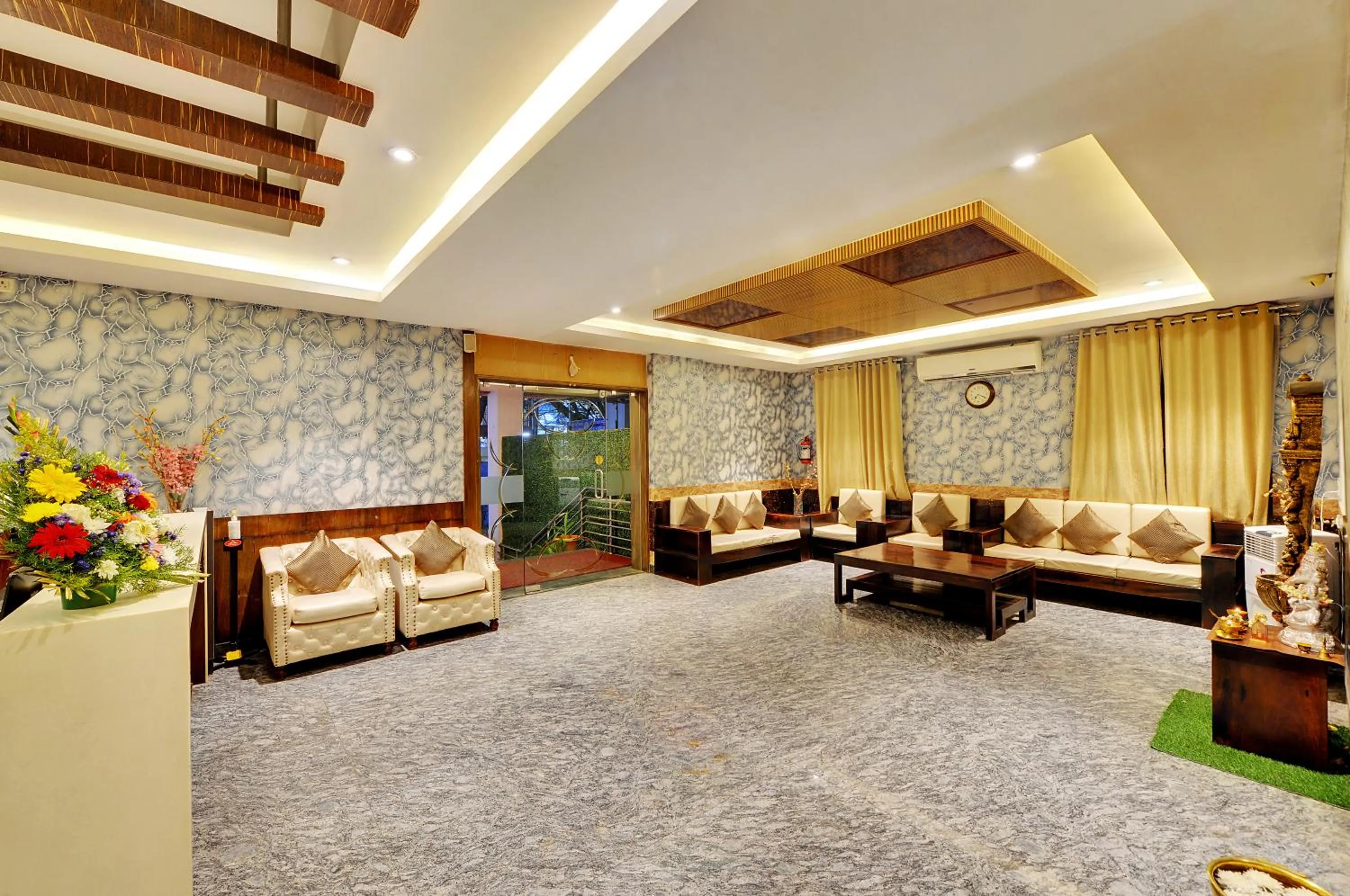Seating area in Hotel Vista Suites, Bangalore