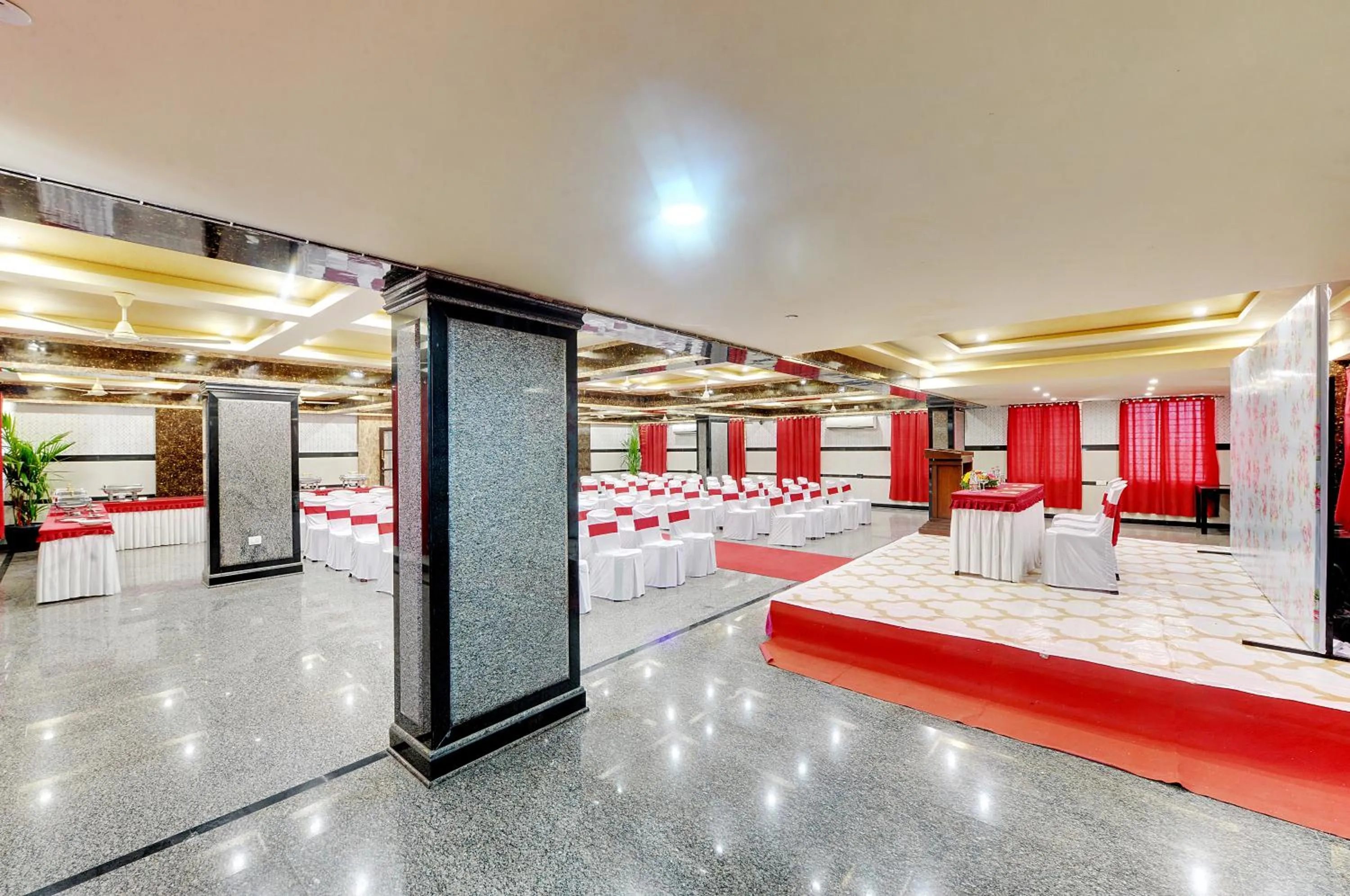 Seating area in Hotel Vista Suites, Bangalore