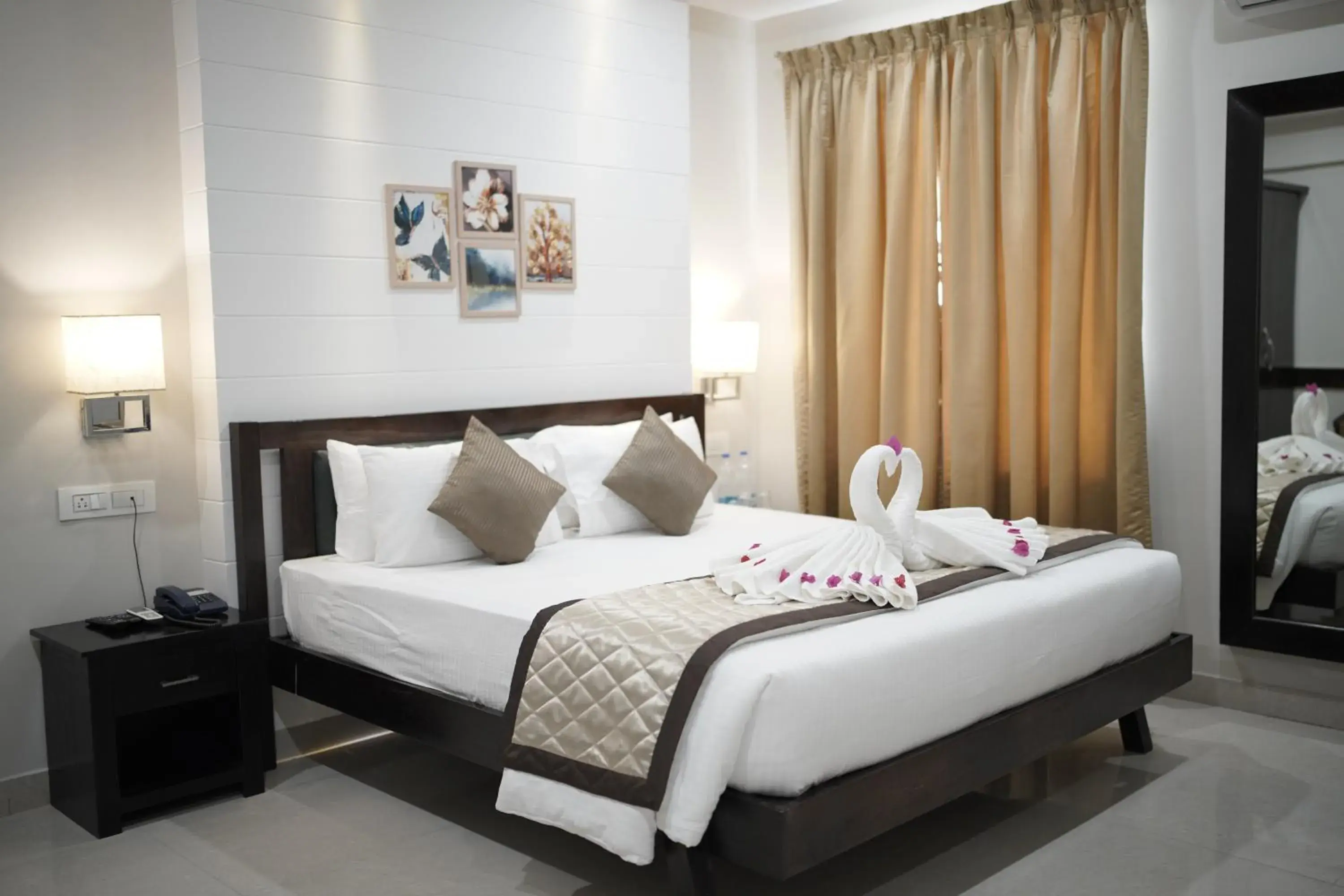 Standard Double Room - single occupancy in Hotel Vista Suites, Bangalore Standard Double Room - single occupancy in Hotel Vista Suites, Bangalore