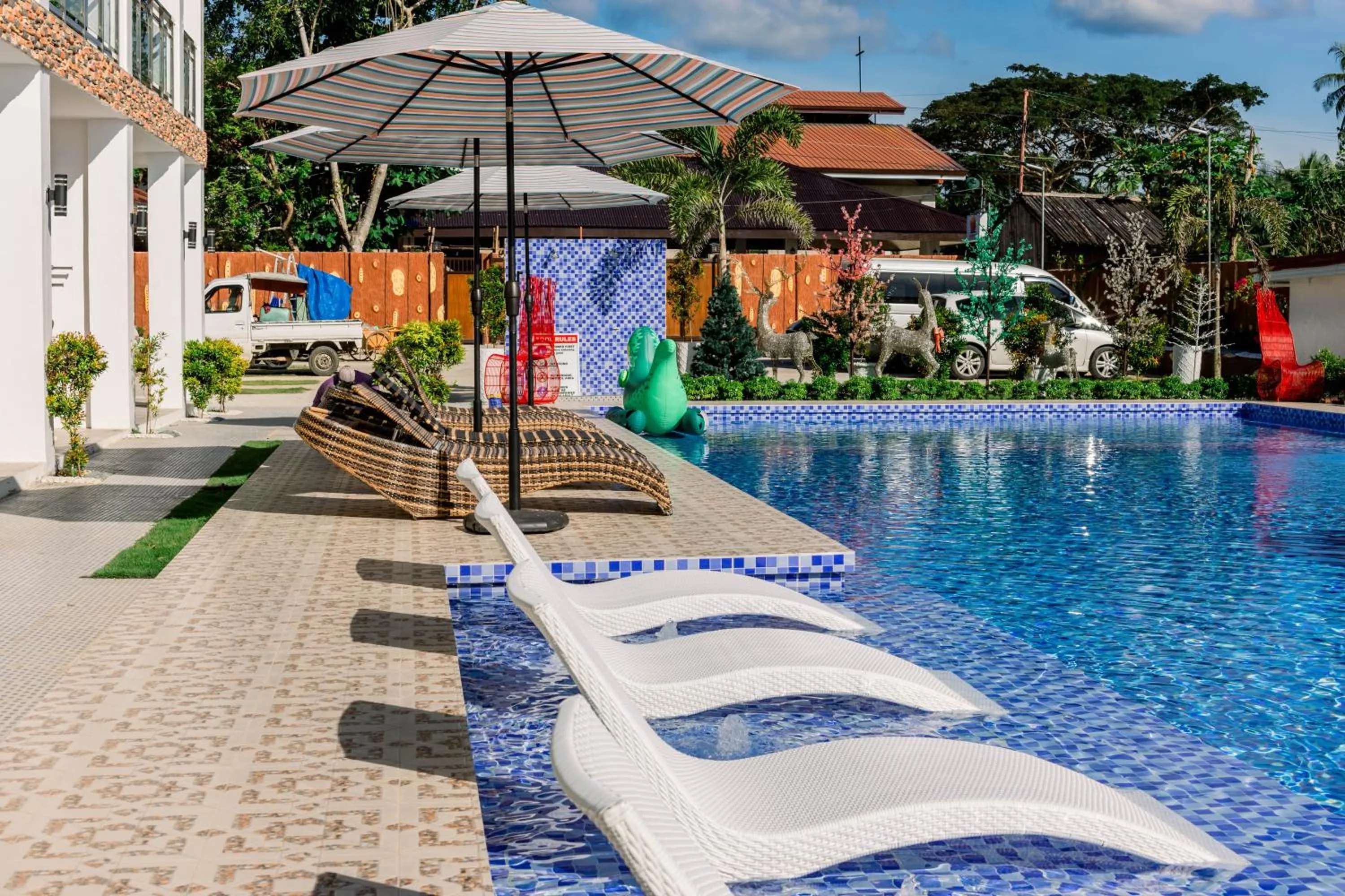 Day in Sonrisa Resort De Playa by Hiverooms