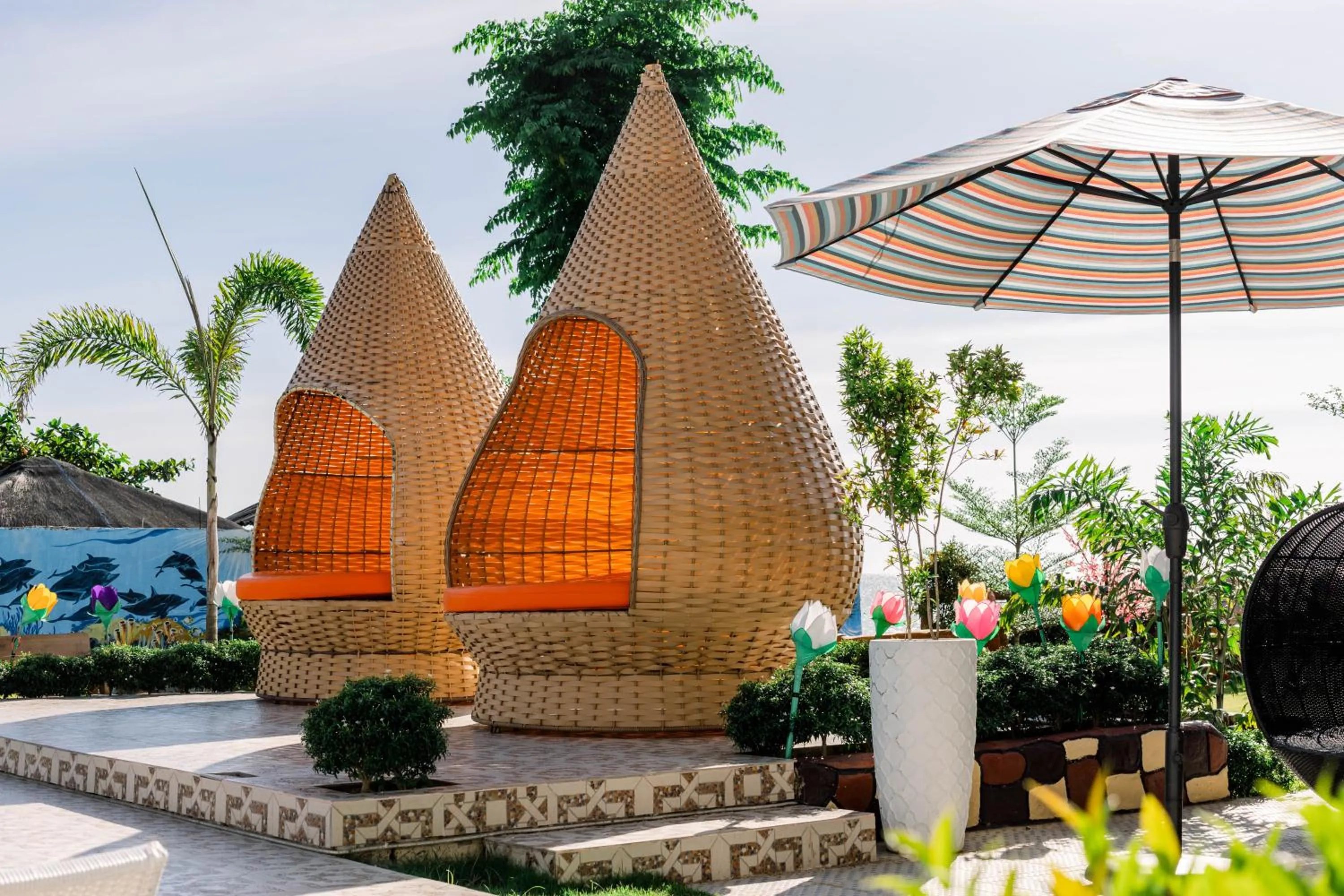 Spring in Sonrisa Resort De Playa by Hiverooms