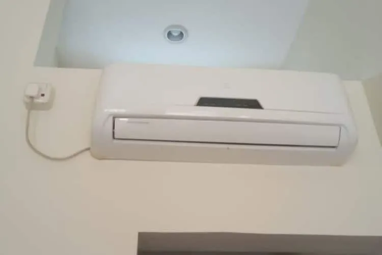 Bedroom in Hotel O Aksana Homestay SyariahNearWonderland Trik Art