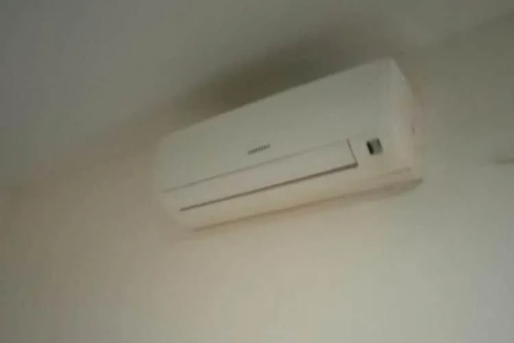 Bedroom in Hotel O Aksana Homestay SyariahNearWonderland Trik Art