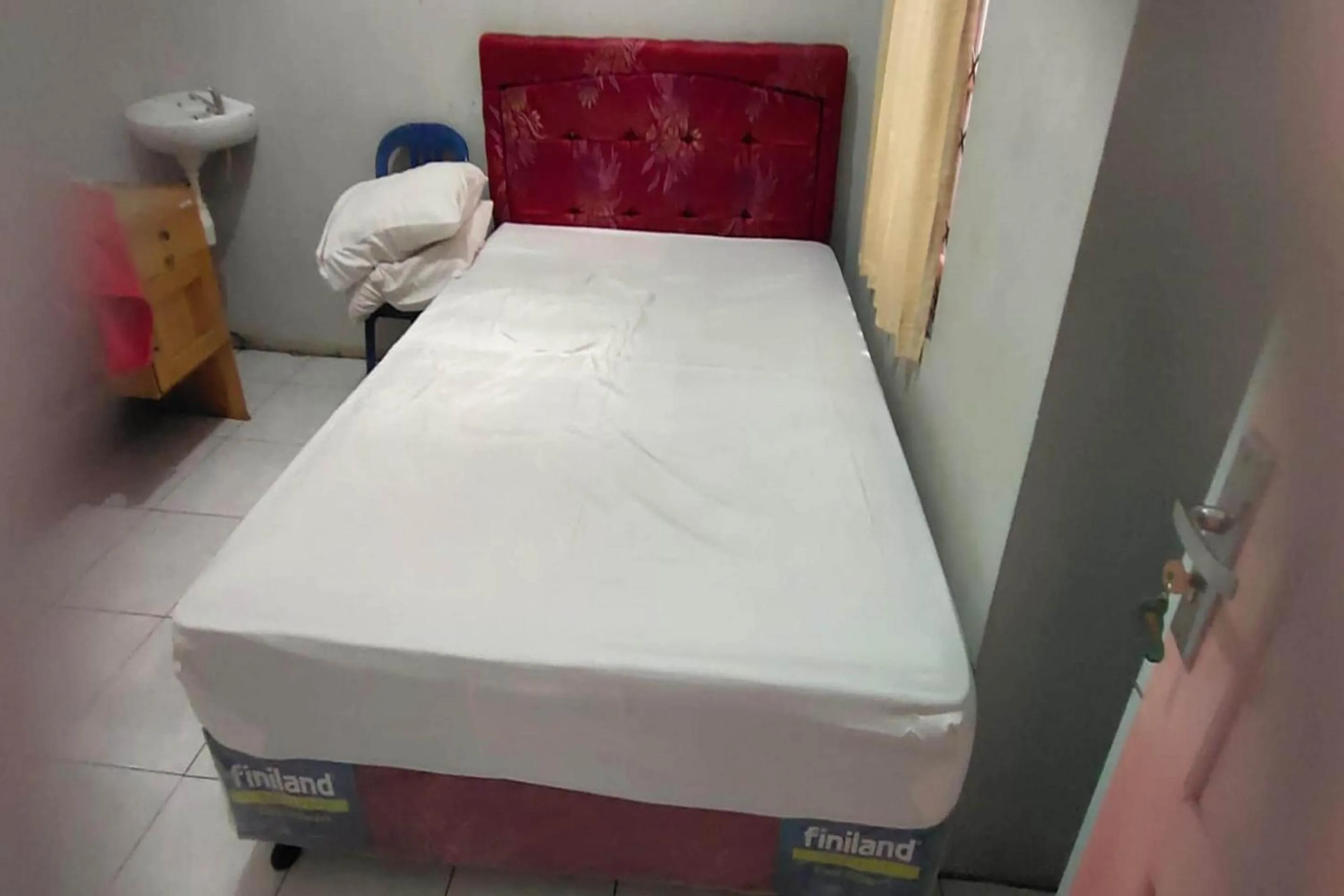 Bedroom, Bed in Hotel O Penginapan Naya Rita