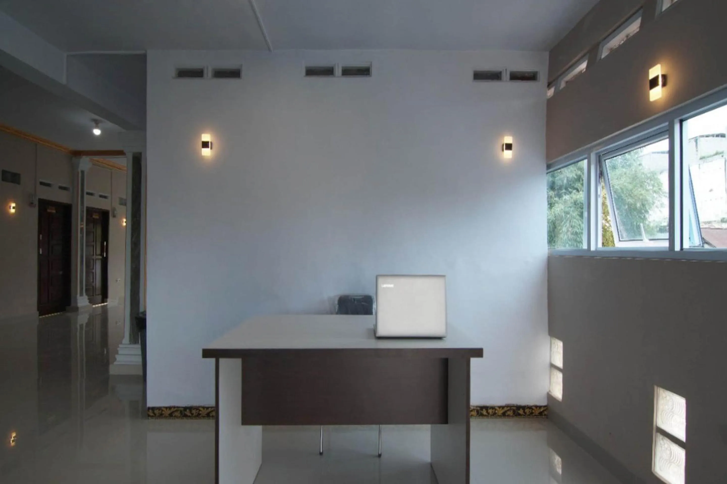 Lobby or reception in Hotel O Penginapan Naya Rita