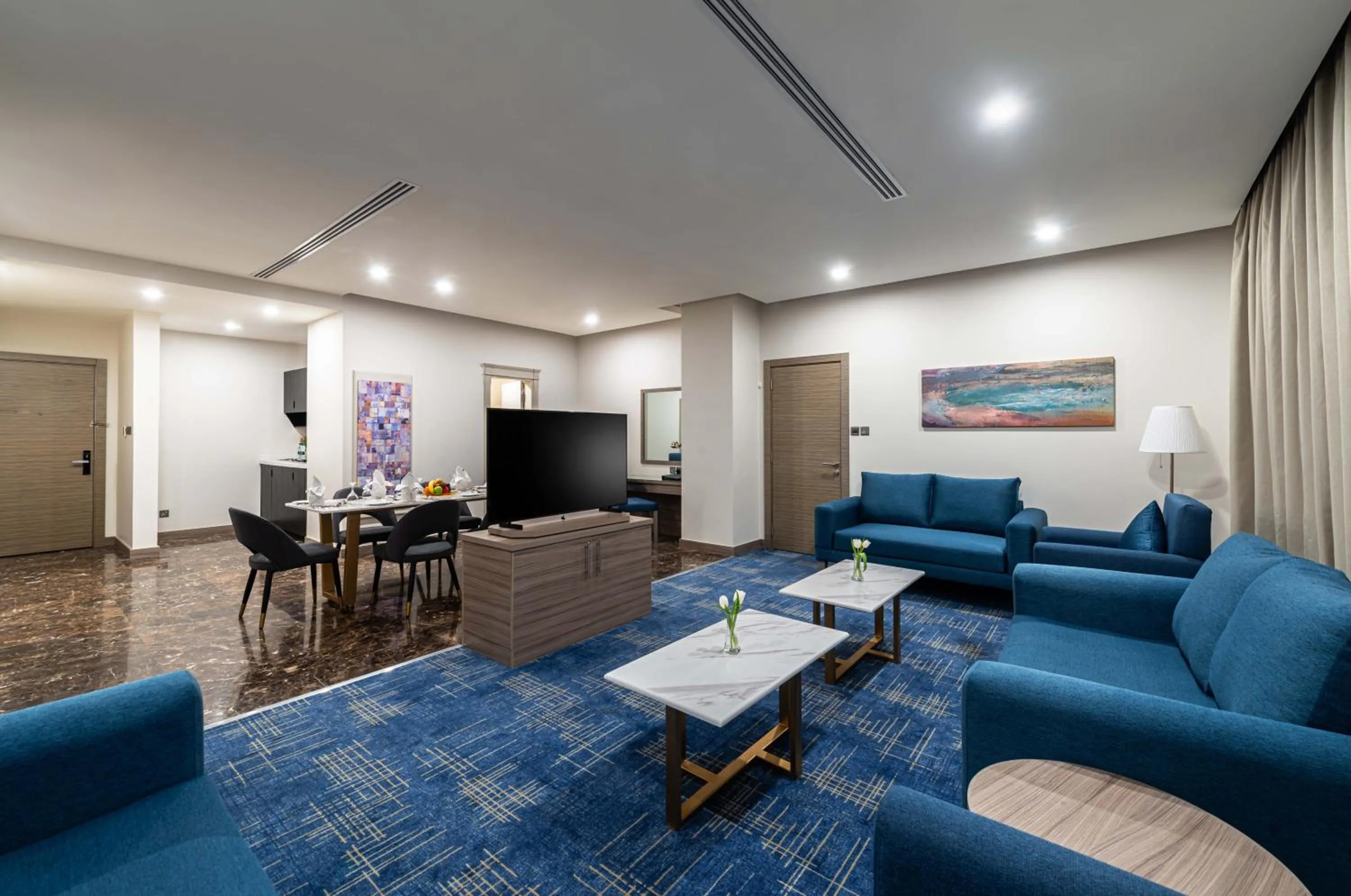 TV and multimedia in Best Western Plus Tabuk City Center